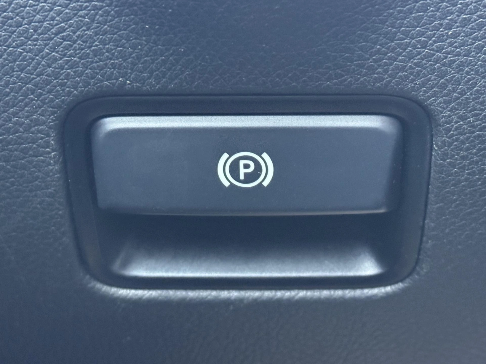 Mercedes-Benz GLE – 350D 190kW 4M, AIRMATIC, 360°