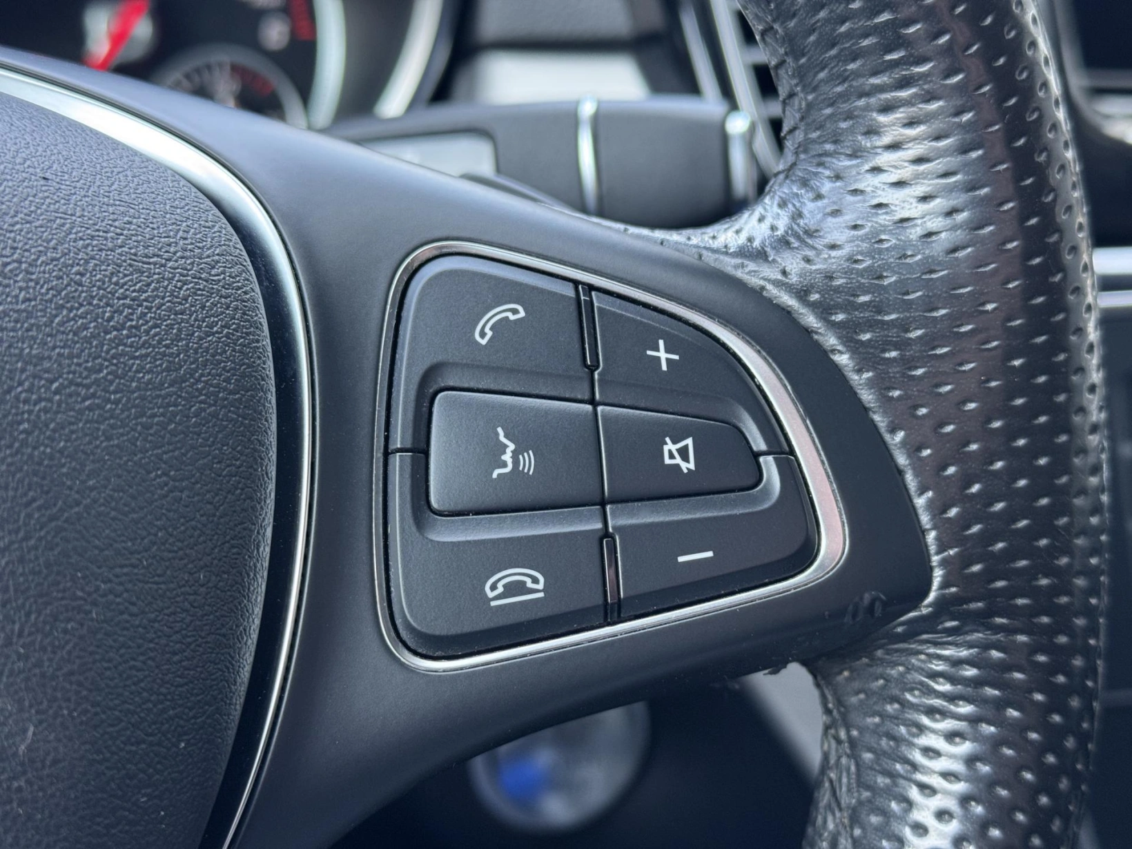 Mercedes-Benz GLE – 350D 190kW 4M, AIRMATIC, 360°