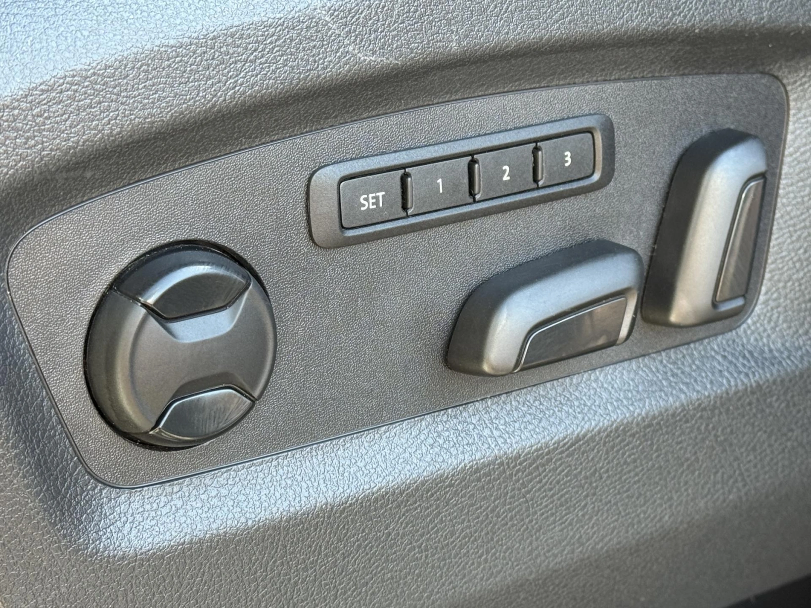 Volkswagen Multivan – 2.0TDi DSG Highline RZV