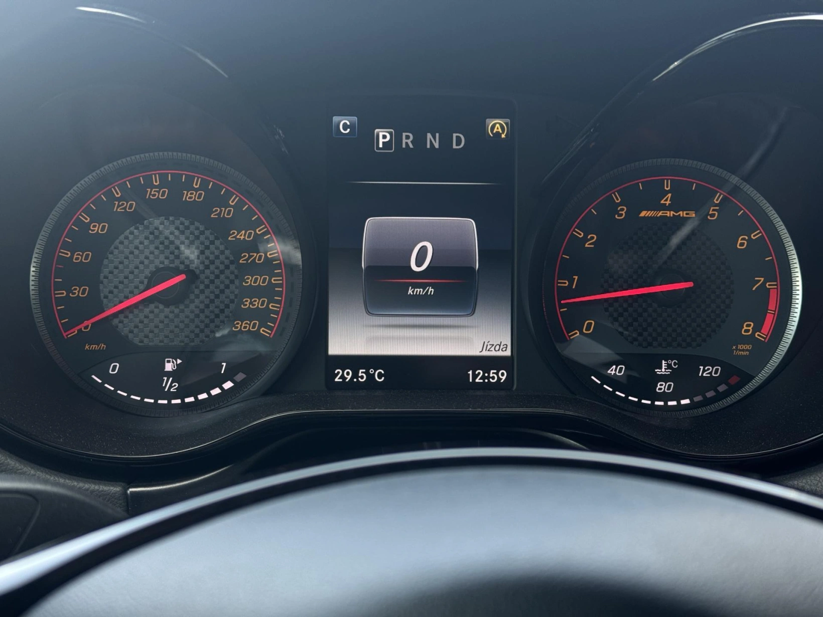Mercedes-Benz AMG GT – R 4.0 V8 430kW, Carbon Ceramic
