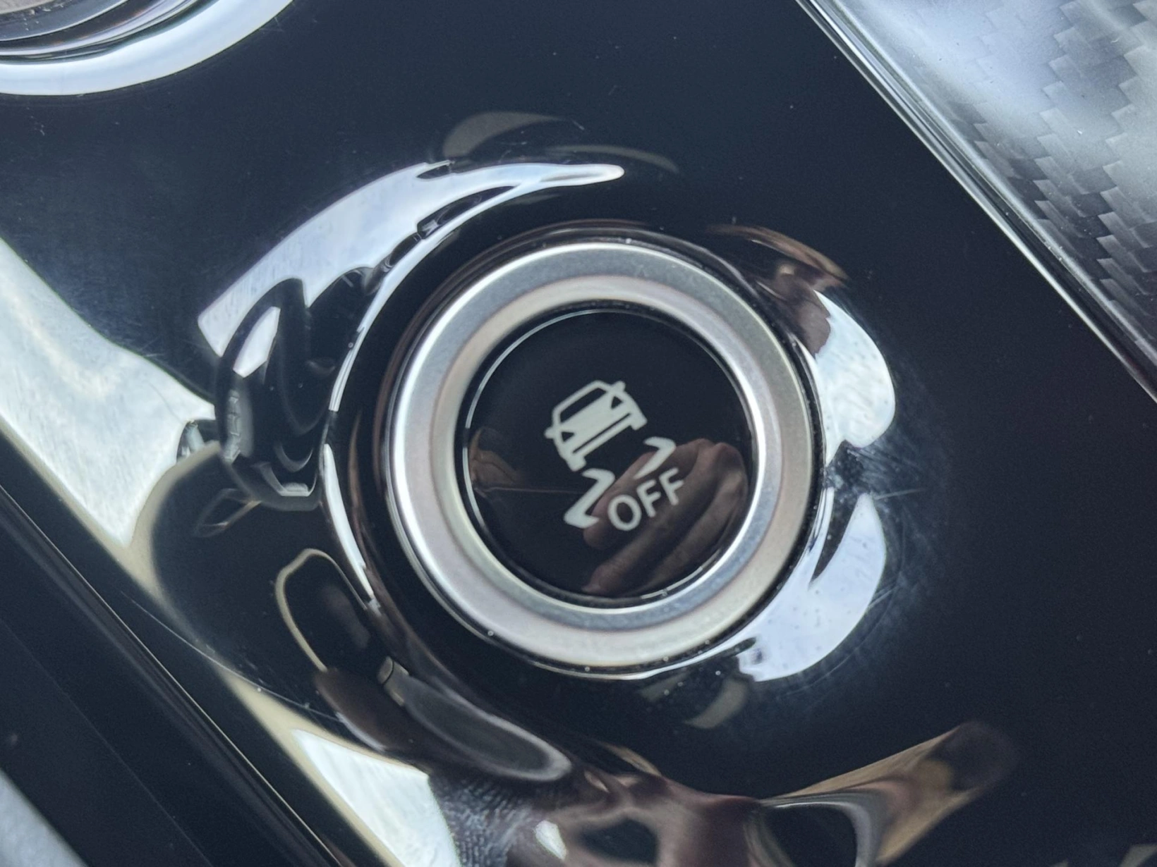 Mercedes-Benz AMG GT – R 4.0 V8 430kW, Carbon Ceramic
