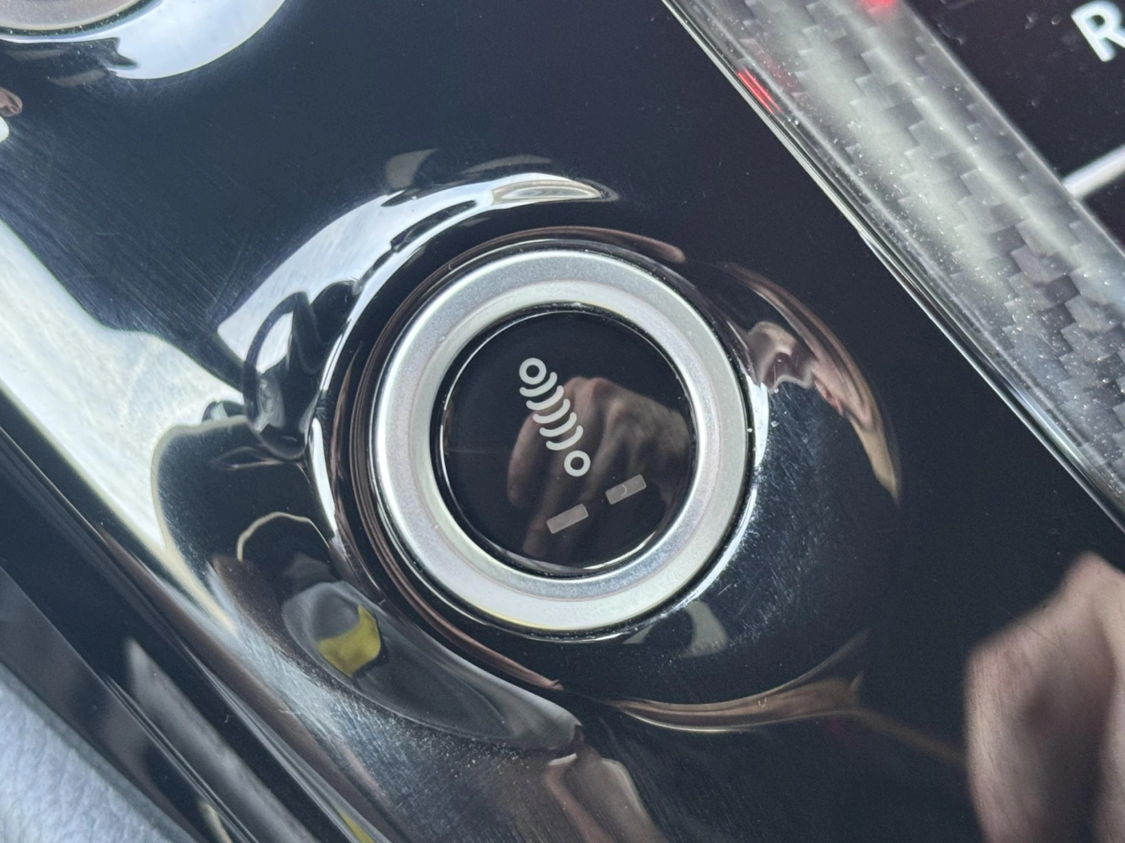 Mercedes-Benz AMG GT – R 4.0 V8 430kW, Carbon Ceramic
