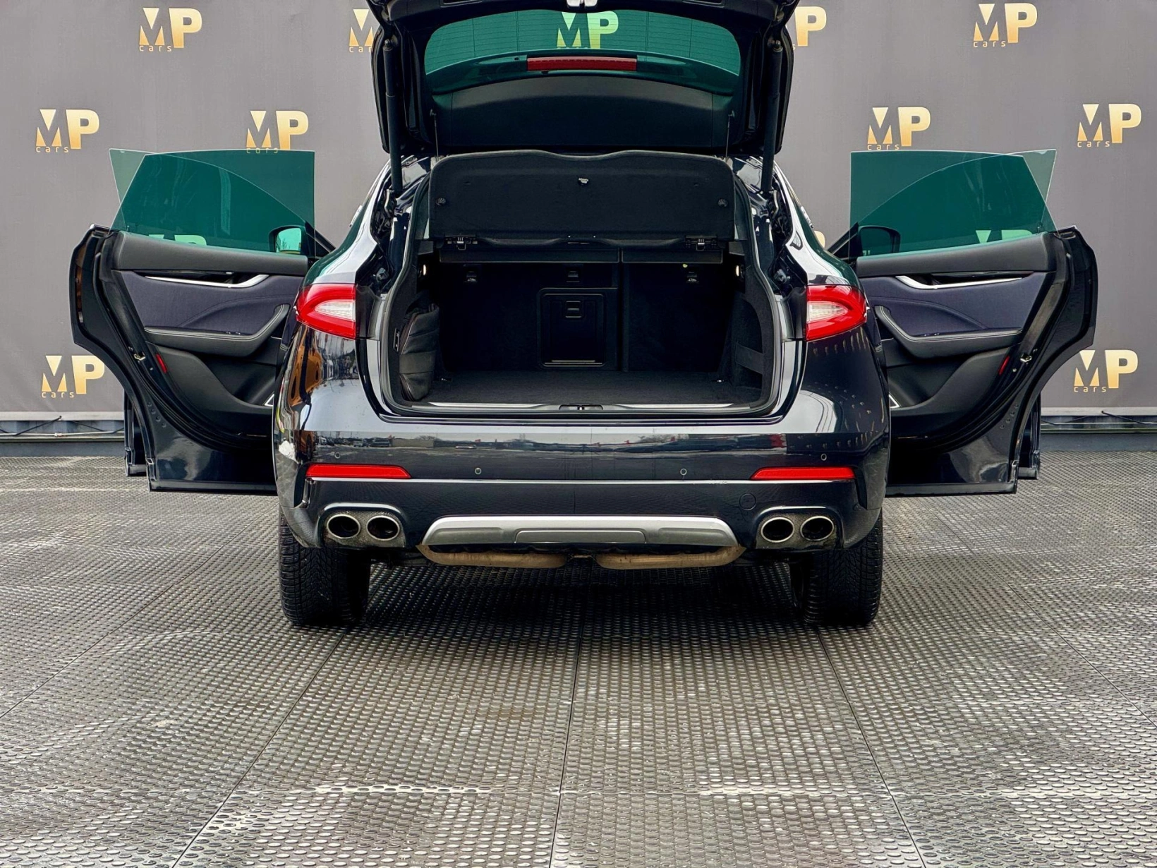 Maserati Levante – GranLusso Q4, 3.0iV6 257kW, ČR