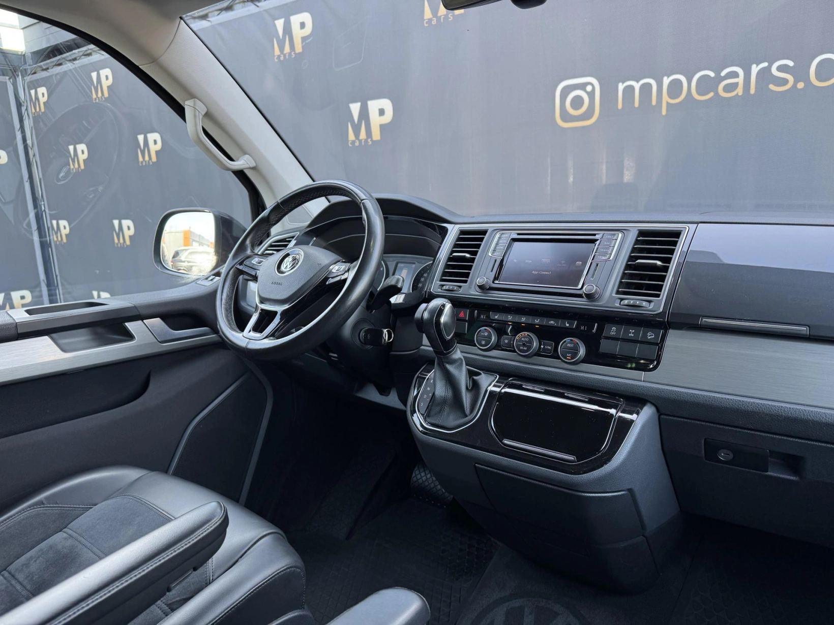 Volkswagen Multivan – T6 Long 2.0TDi 4M Highline DPH