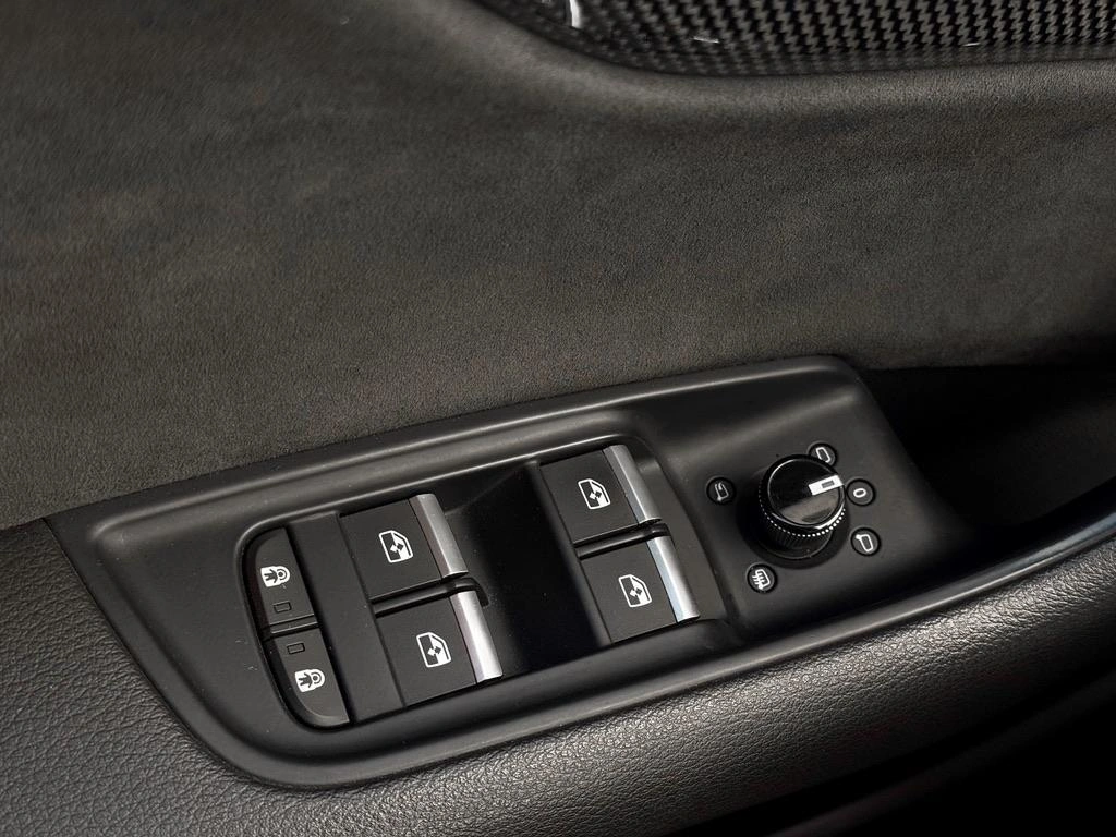 Audi SQ8 – 4.0 V8 TDI B&O Matrix DPH ČR