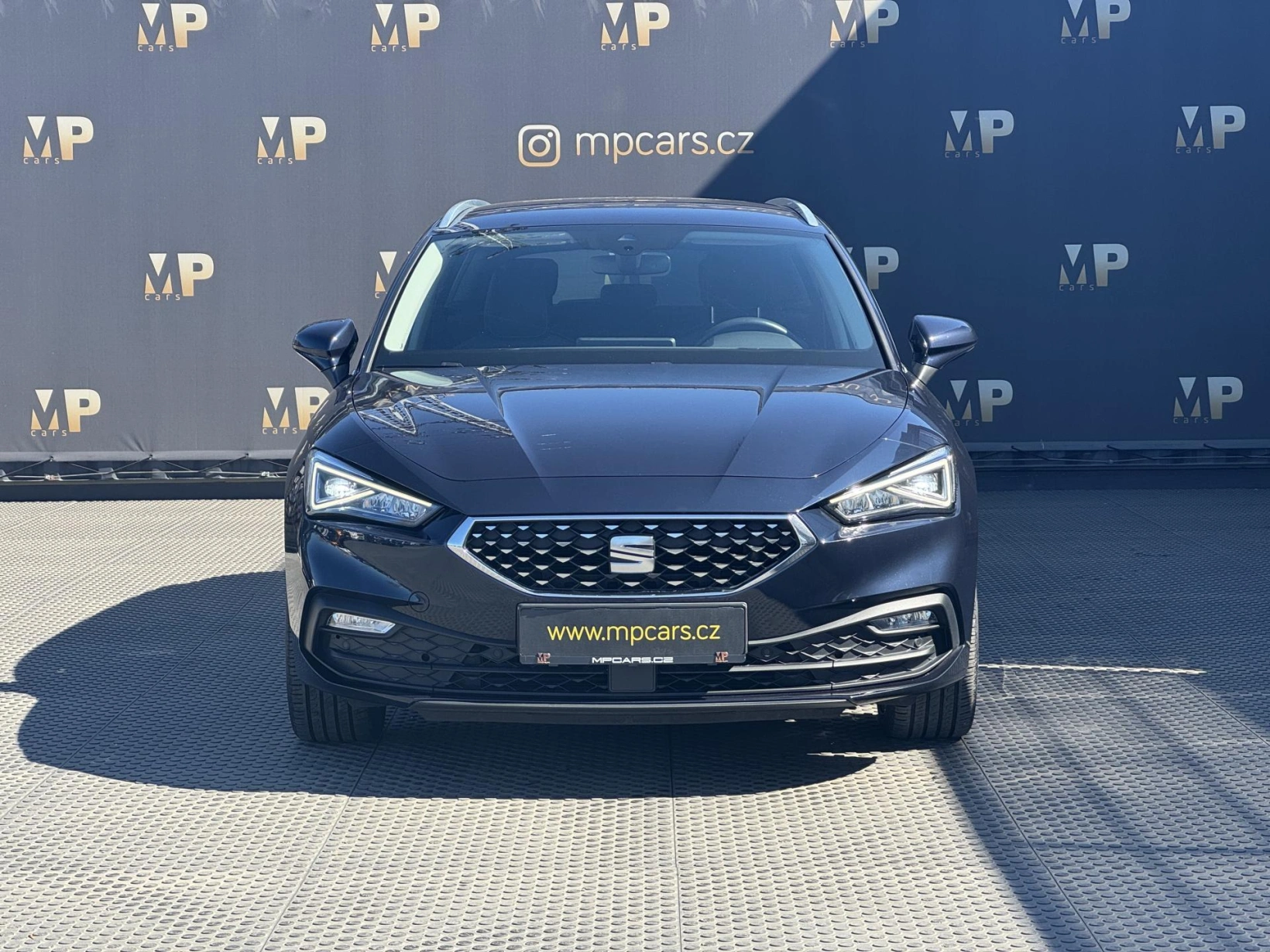 Seat Leon – 1.5eTSi DSG Xcellence DPH 1Maj
