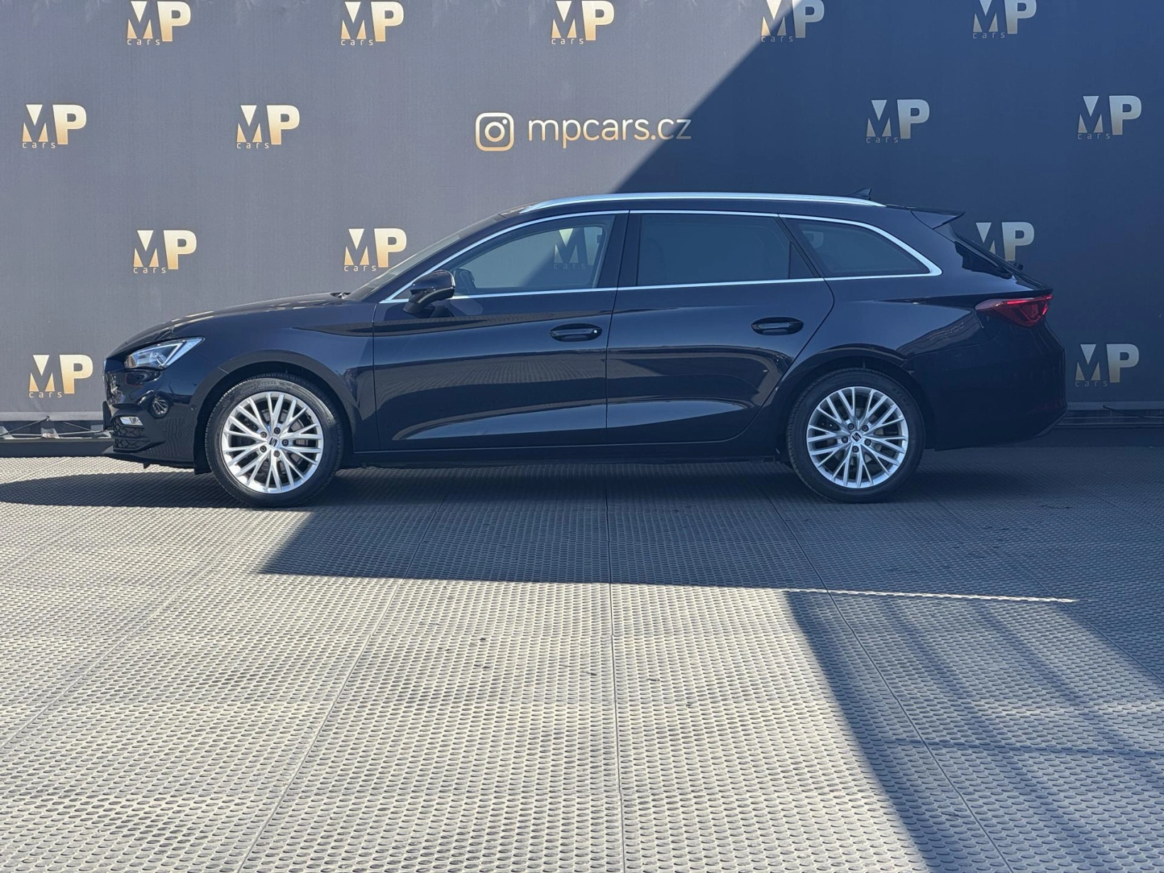 Seat Leon – 1.5eTSi DSG Xcellence DPH 1Maj