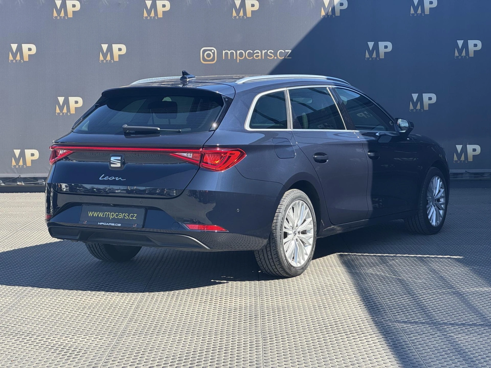 Seat Leon – 1.5eTSi DSG Xcellence DPH 1Maj