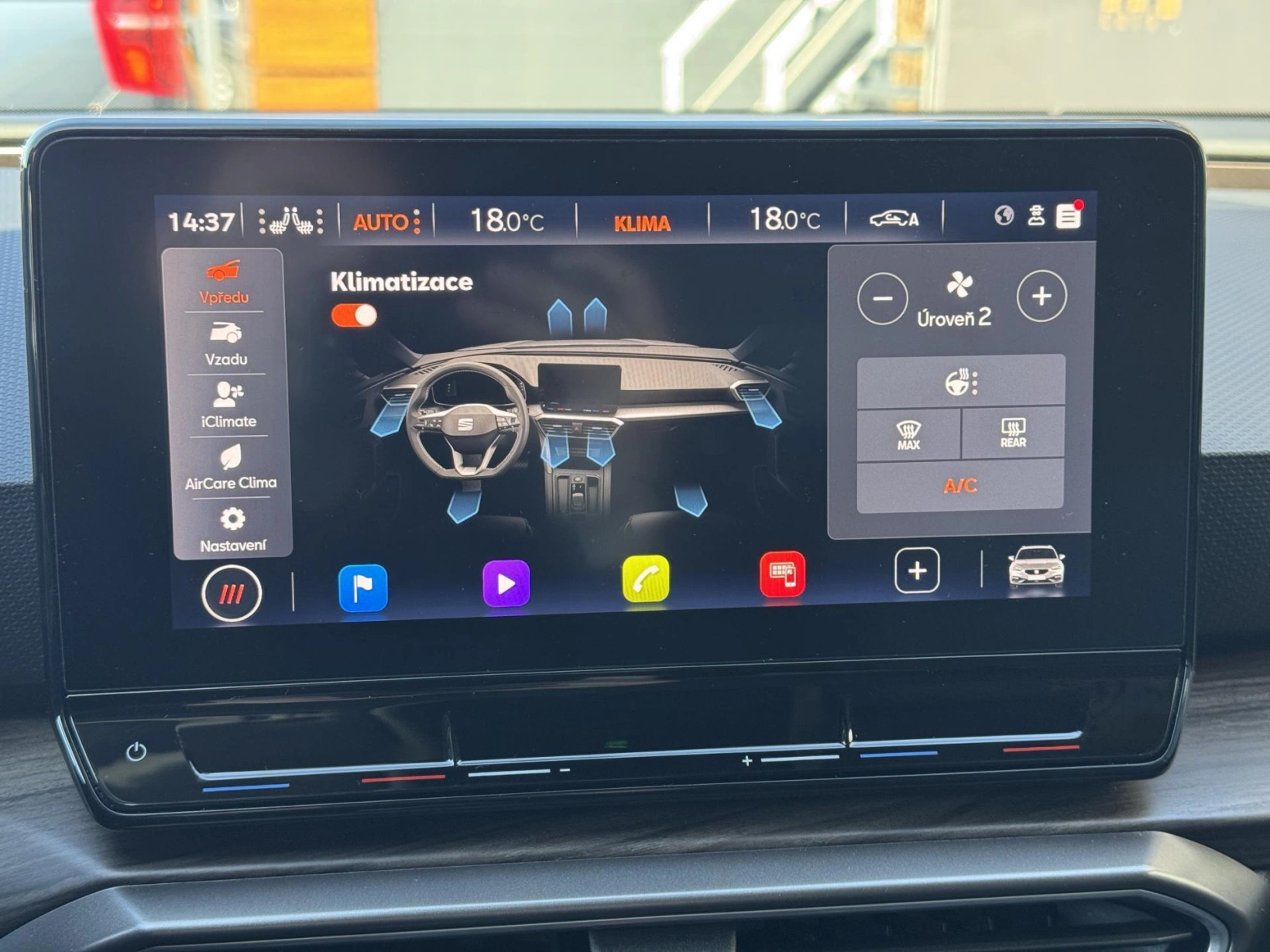 Seat Leon – 1.5eTSi DSG Xcellence DPH 1Maj