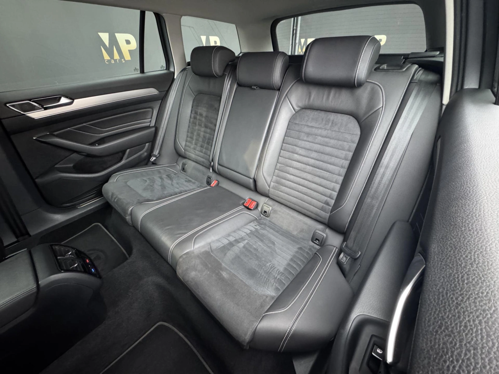 Volkswagen Passat – 1.5TSi DSG Elegance, ČR, 360°