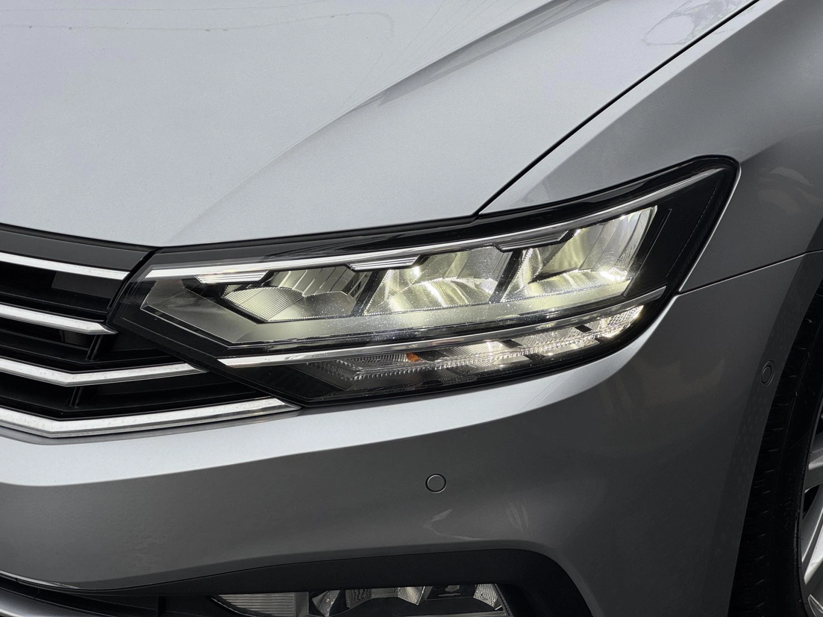 Volkswagen Passat – 1.5TSi DSG Elegance, ČR, 360°