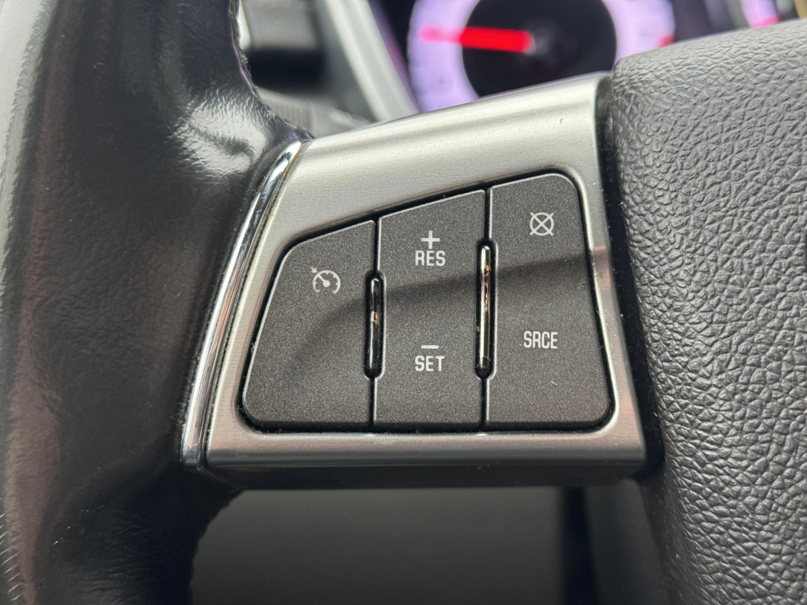 Cadillac SRX – 3.0 V6 AWG Elegance, LPG, PANO