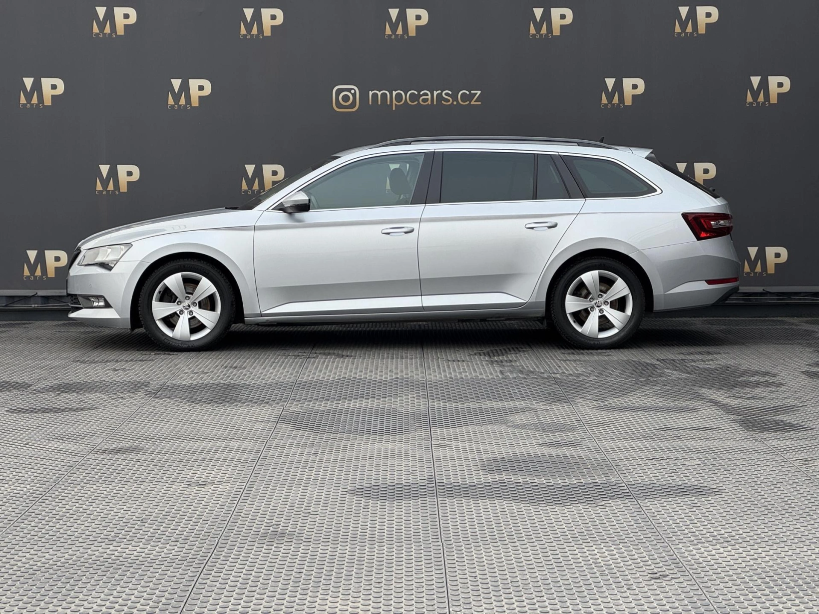 Škoda Superb – III 1.6TDi 88kW MAN, Ambition+