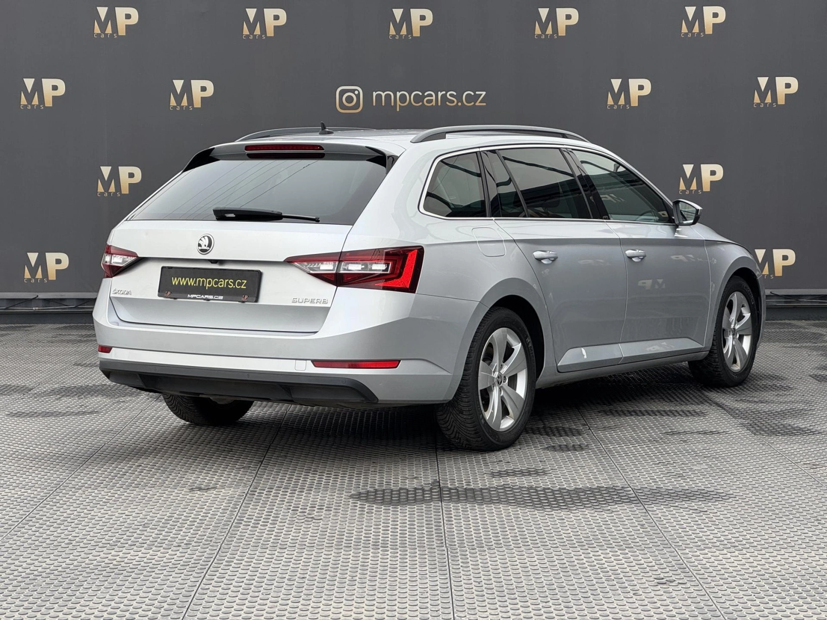 Škoda Superb – III 1.6TDi 88kW MAN, Ambition+