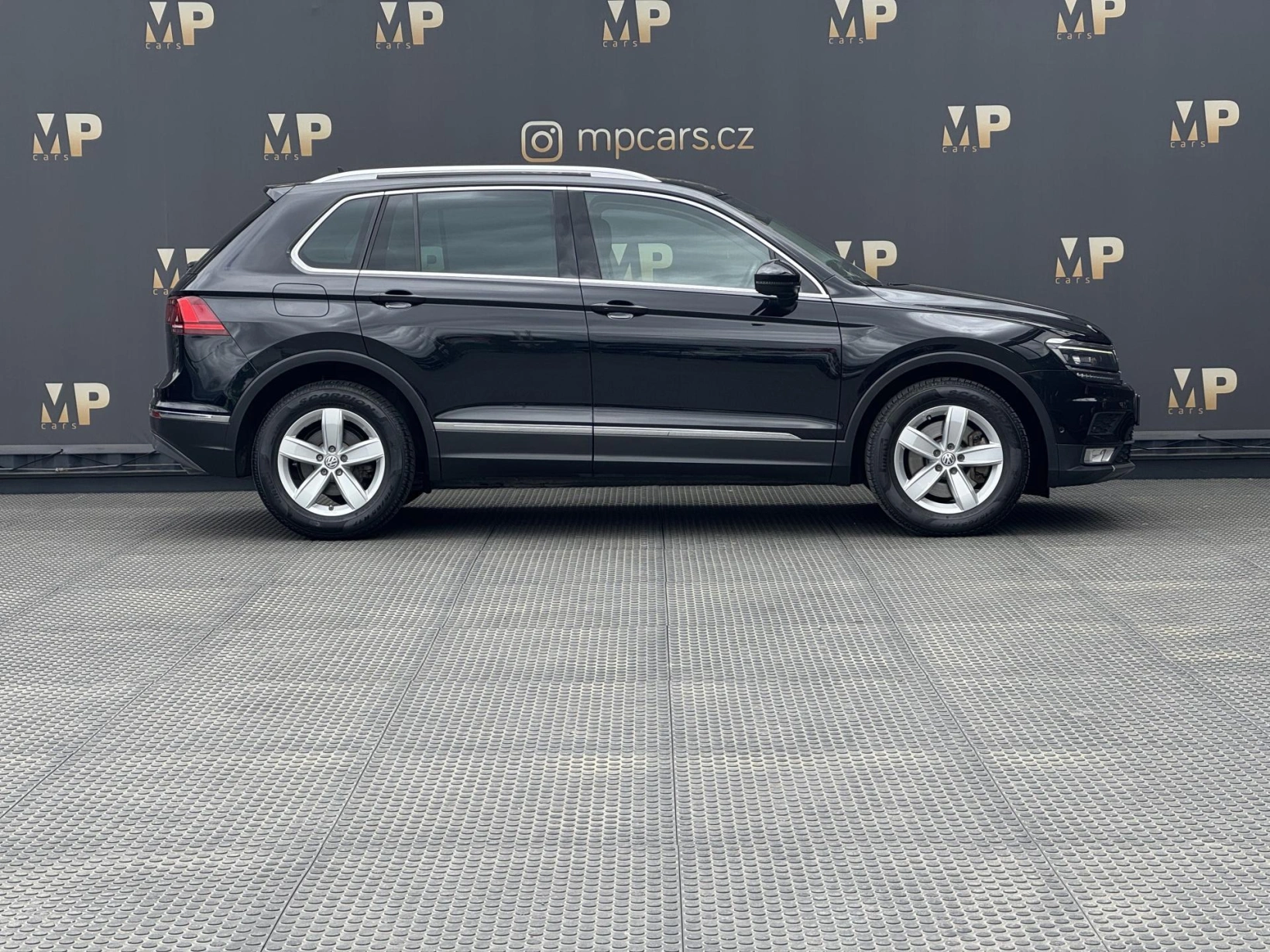 Volkswagen Tiguan – 2.0TSi DSG 4M, Highline, 1.Maj
