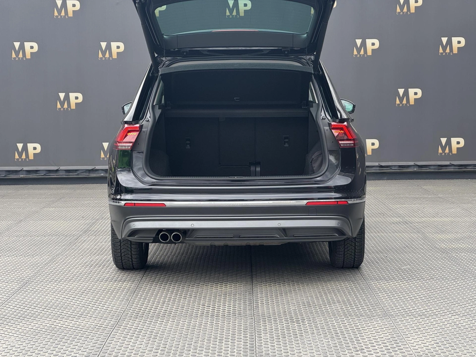 Volkswagen Tiguan – 2.0TSi DSG 4M, Highline, 1.Maj