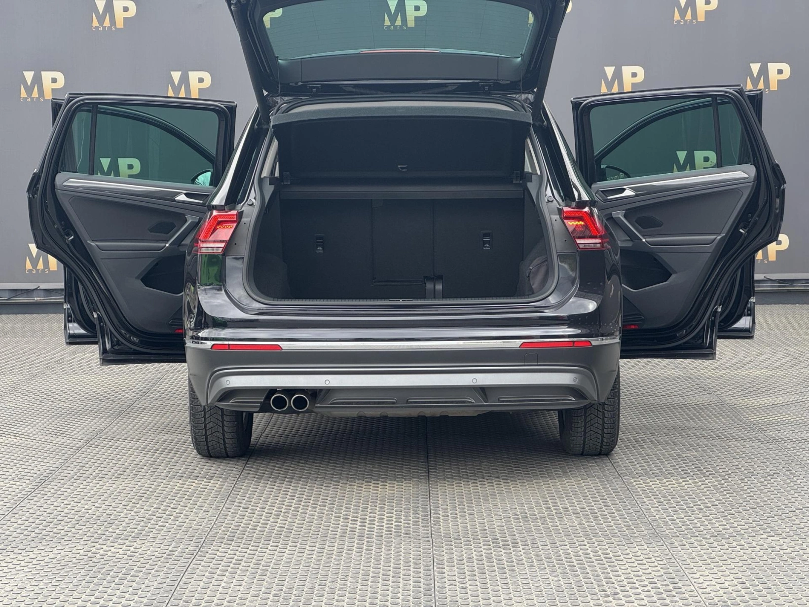 Volkswagen Tiguan – 2.0TSi DSG 4M, Highline, 1.Maj