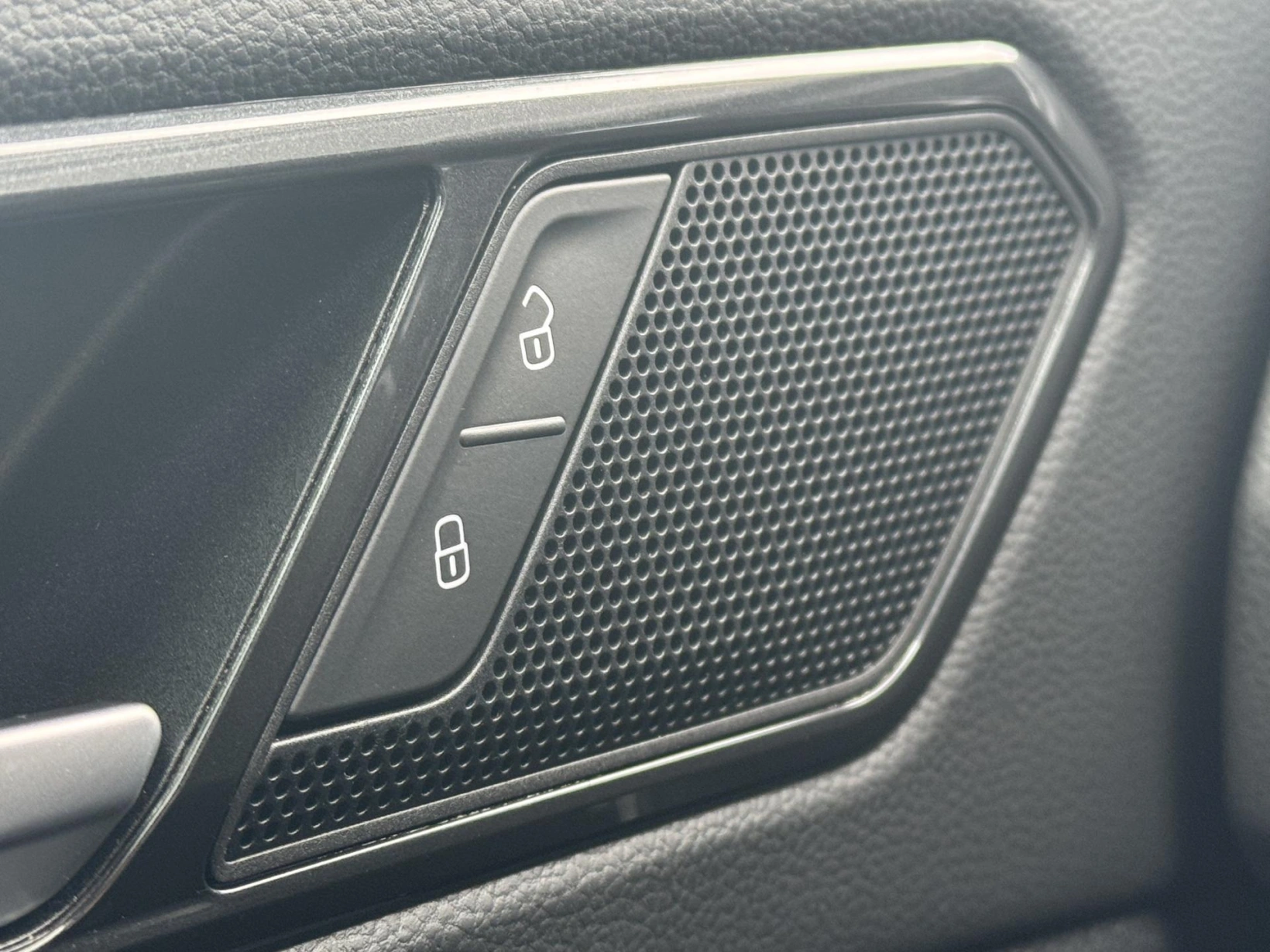 Volkswagen Tiguan – 2.0TSi DSG 4M, Highline, 1.Maj