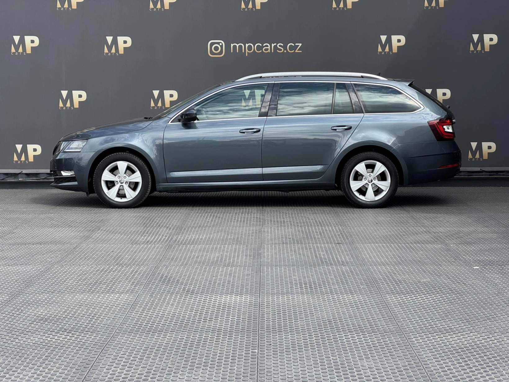 Škoda Octavia – III 1.6TDi Style, Virtual, ACC