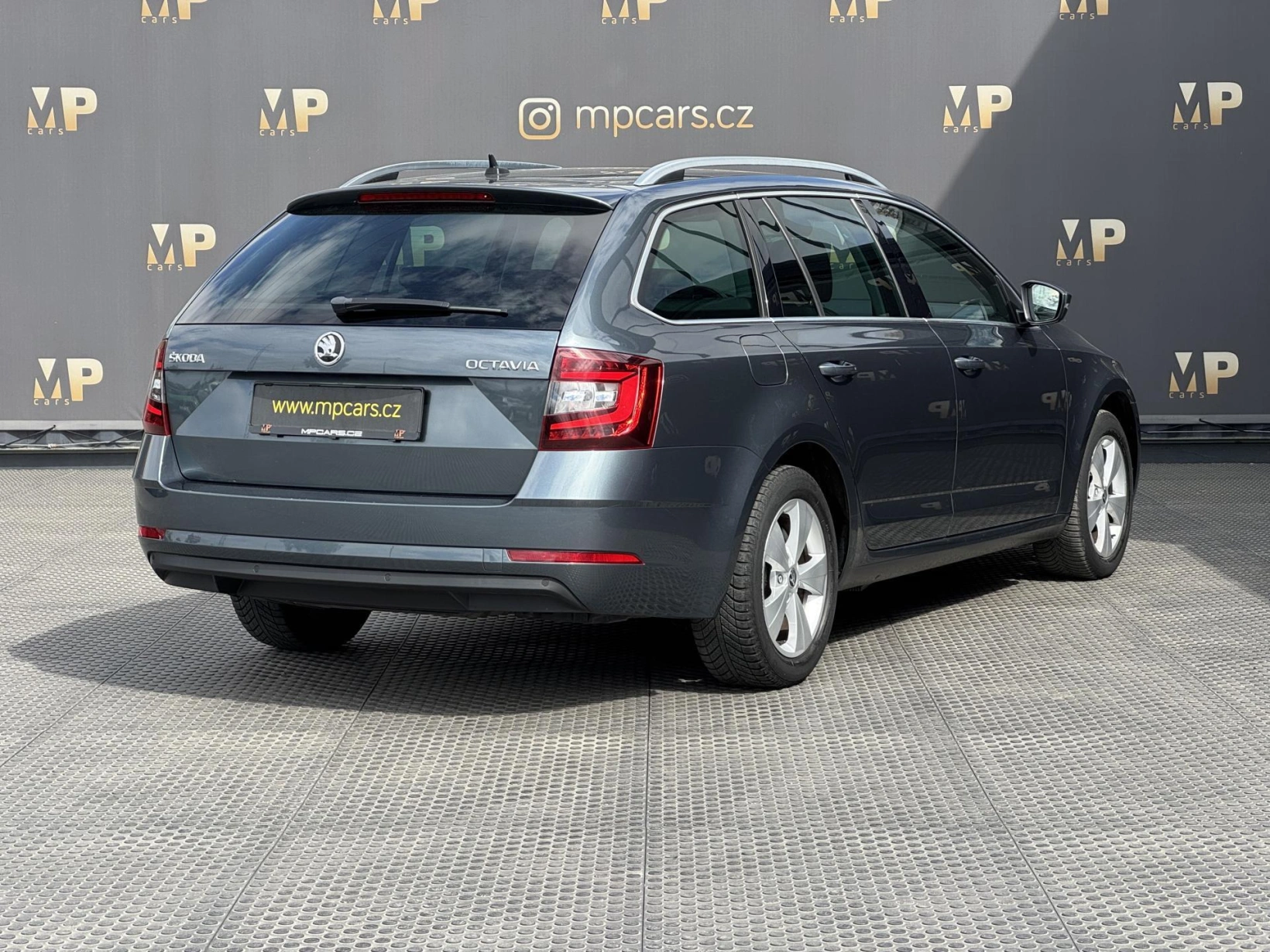 Škoda Octavia – III 1.6TDi Style, Virtual, ACC
