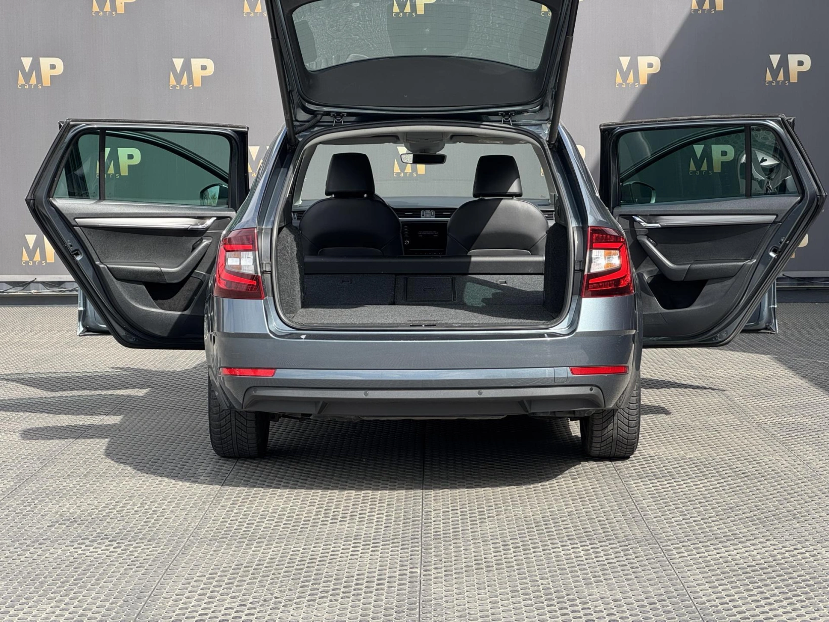 Škoda Octavia – III 1.6TDi Style, Virtual, ACC