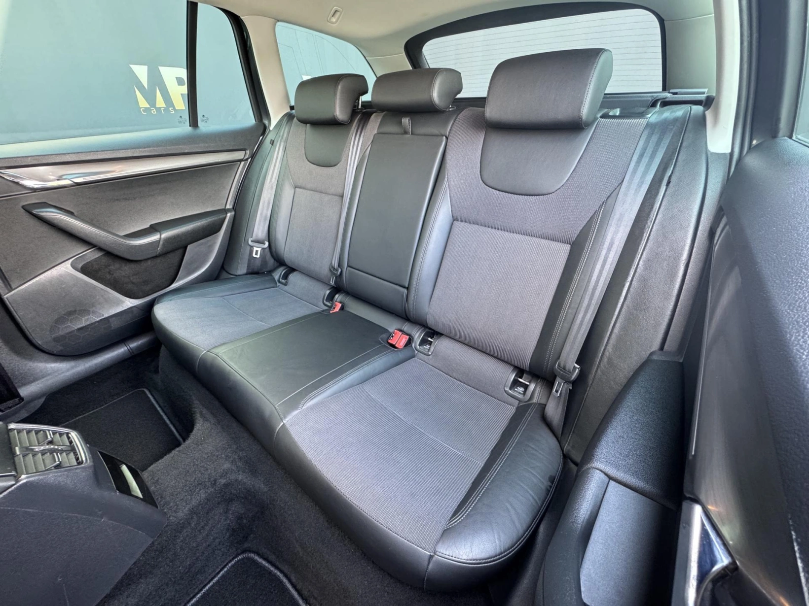 Škoda Octavia – III 1.6TDi Style, Virtual, ACC