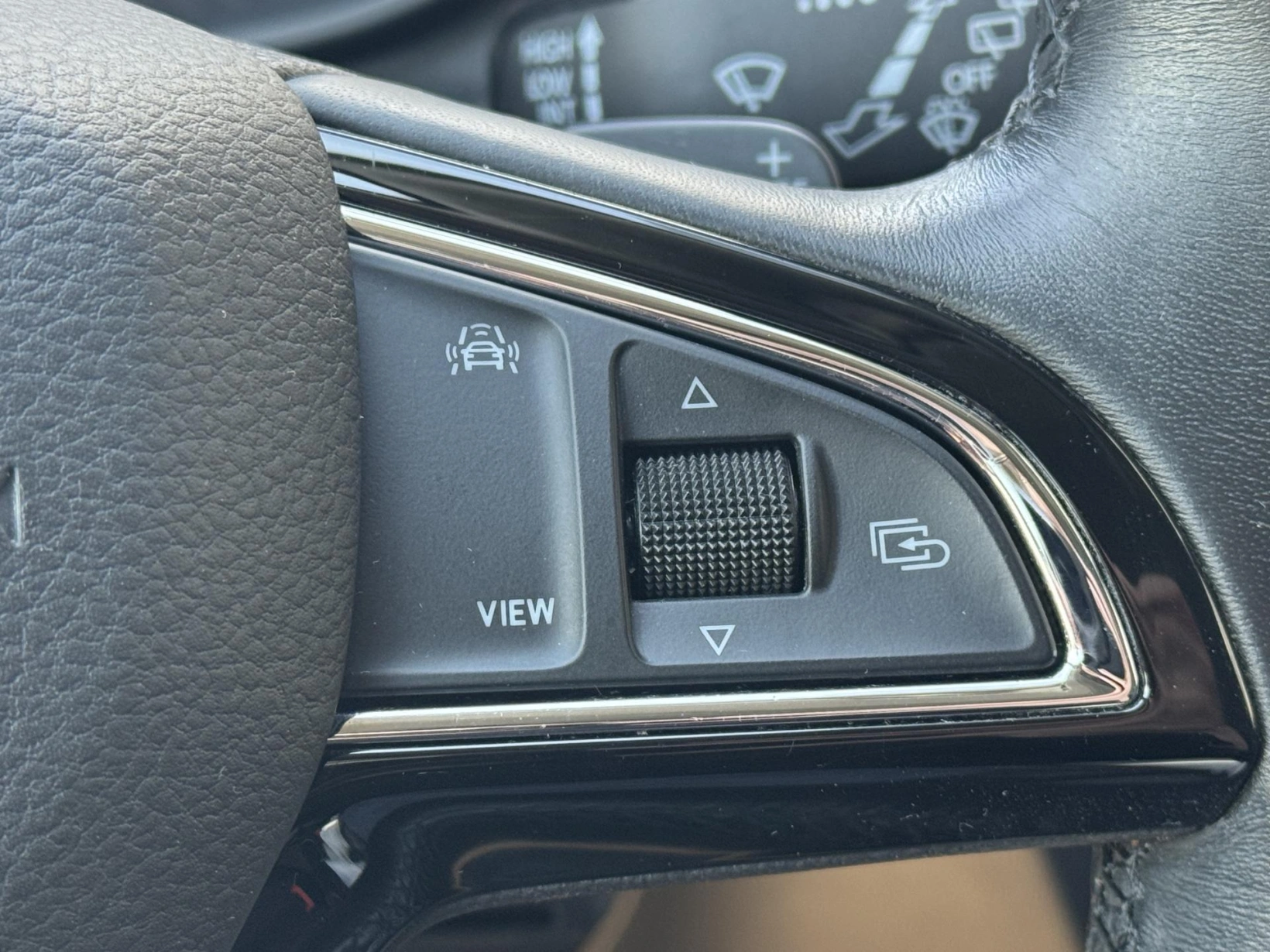 Škoda Octavia – III 1.6TDi Style, Virtual, ACC