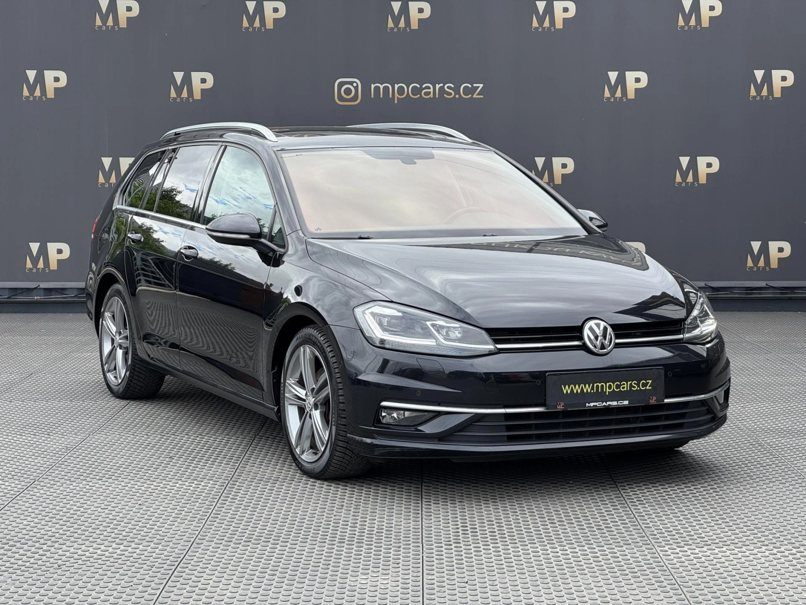 Volkswagen Golf – VII 1.4TSi MAN Highline, PANO