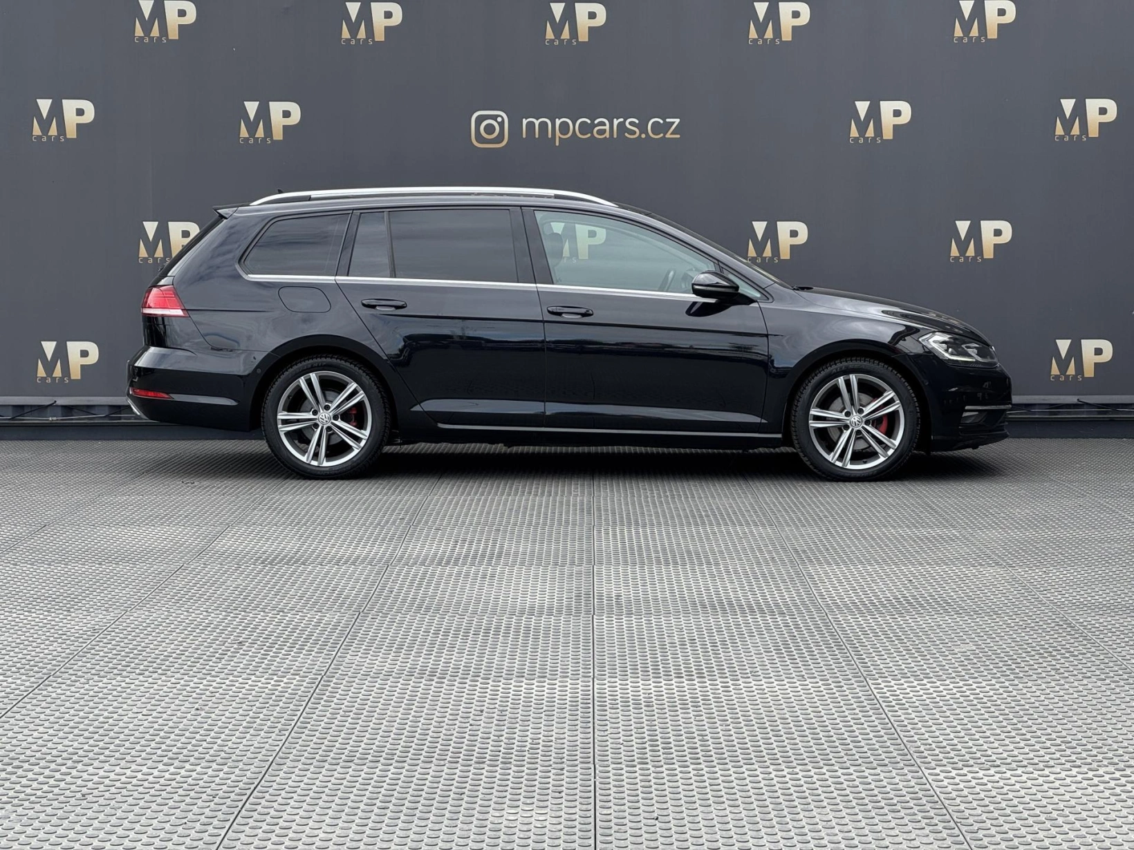 Volkswagen Golf – VII 1.4TSi MAN Highline, PANO