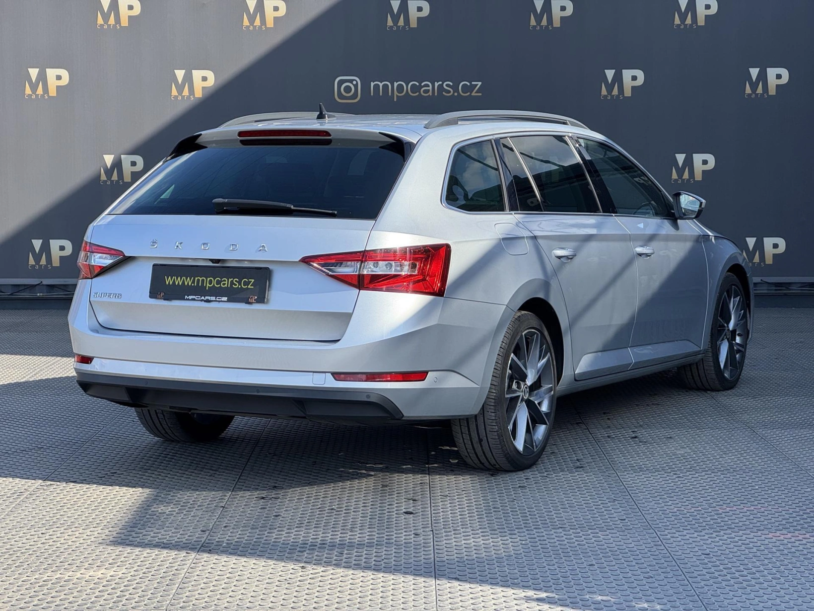 Škoda Superb – 2.0TDi DSG, Style RZV