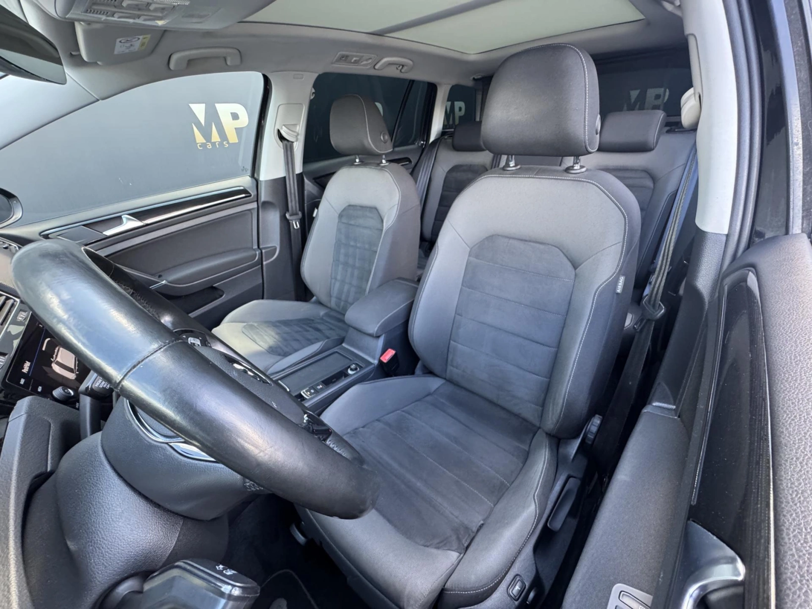 Volkswagen Golf – VII 1.4TSi MAN Highline, PANO