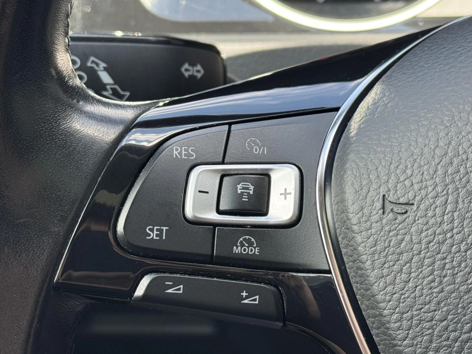 Volkswagen Golf – VII 1.4TSi MAN Highline, PANO