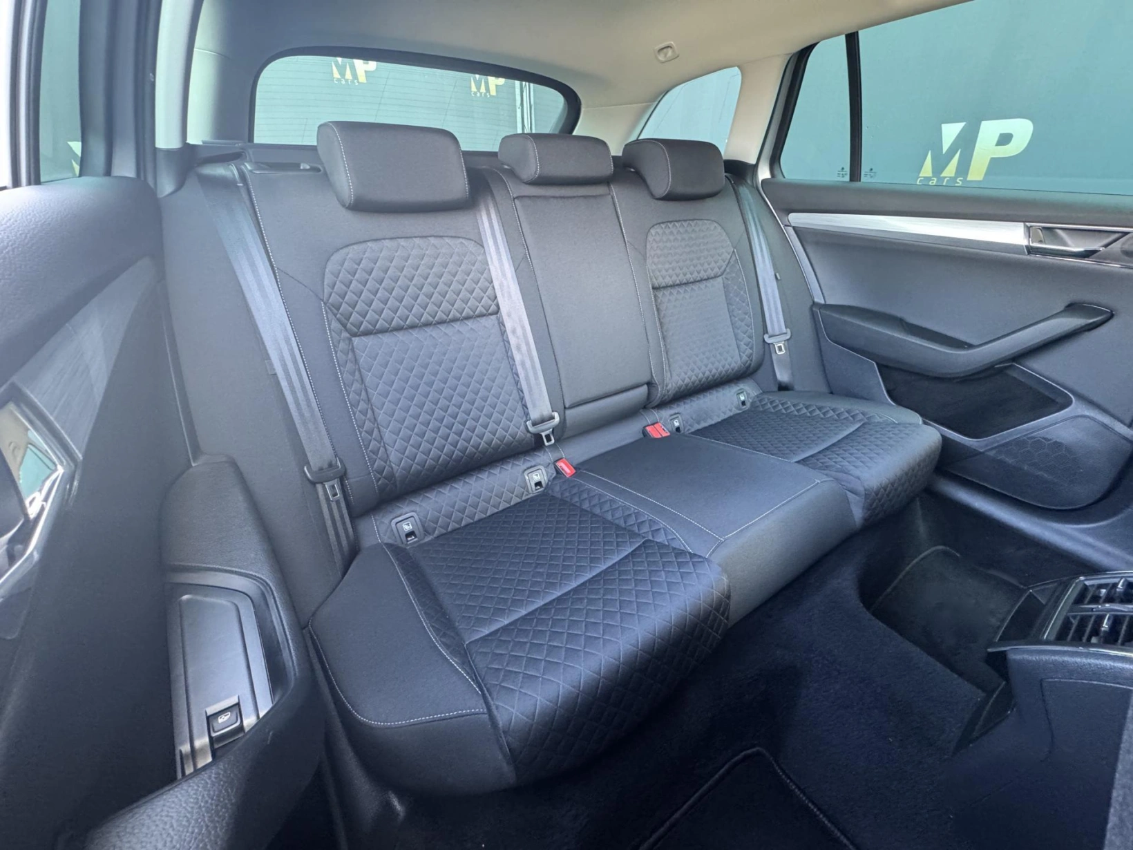Škoda Superb – 2.0TDi DSG, Style RZV