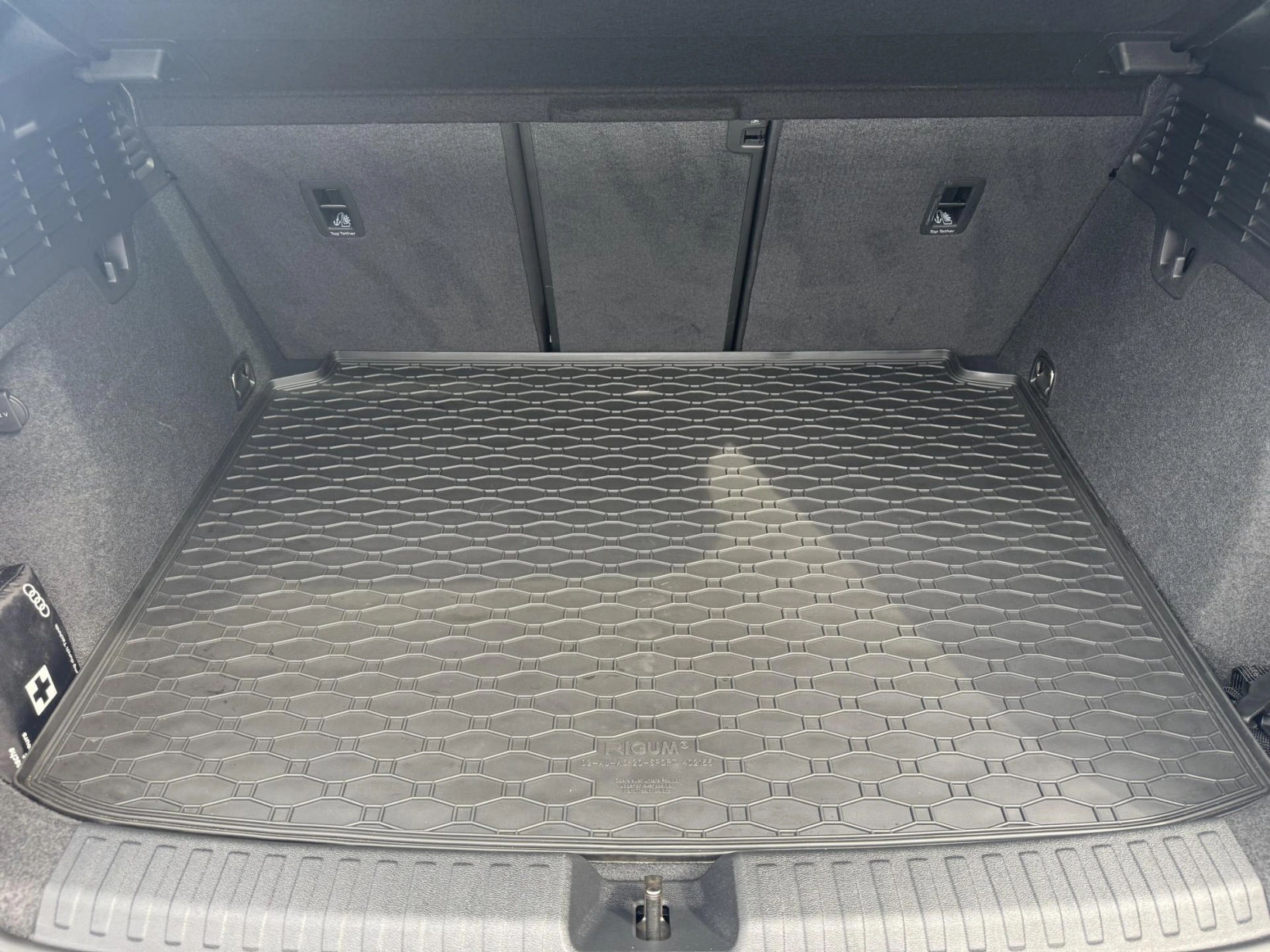 Audi RS 3 – 2.5TFSi 294kW Quattro, Matrix