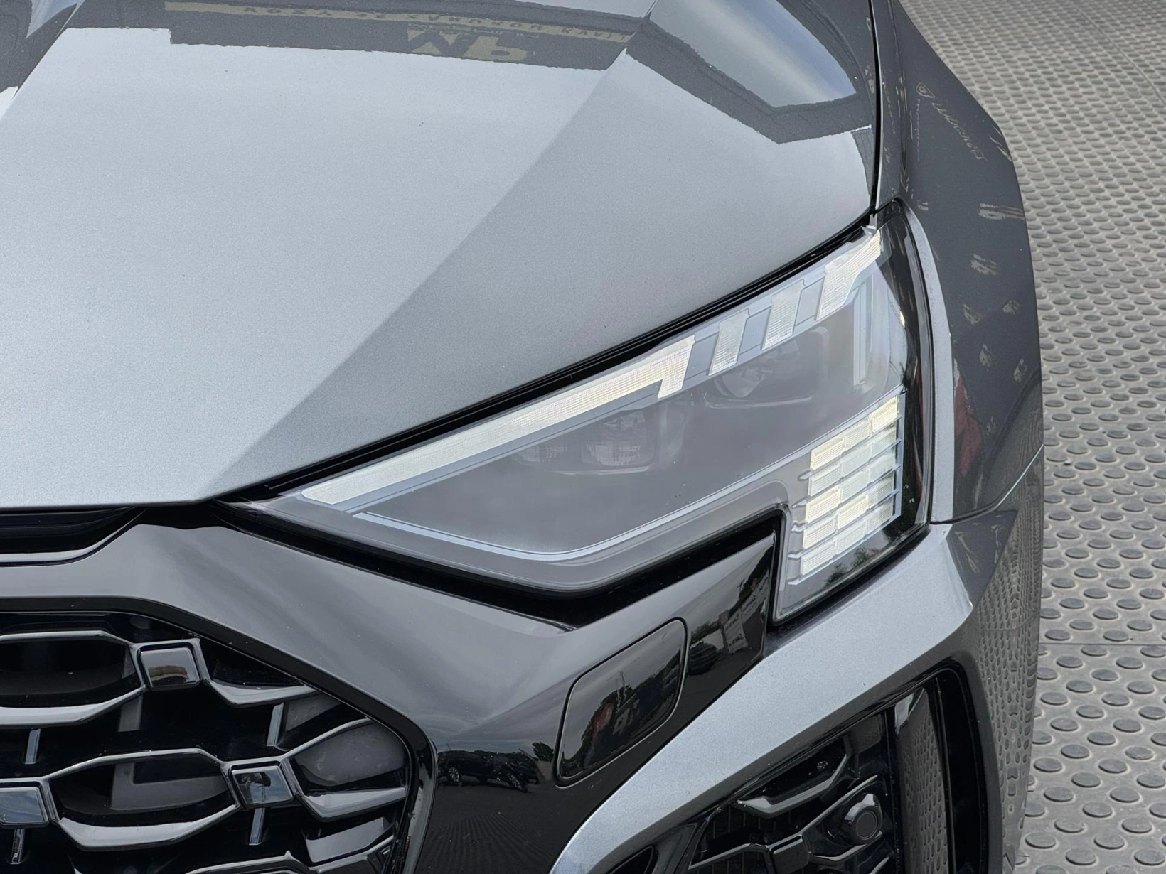 Audi RS 3 – 2.5TFSi 294kW Quattro, Matrix