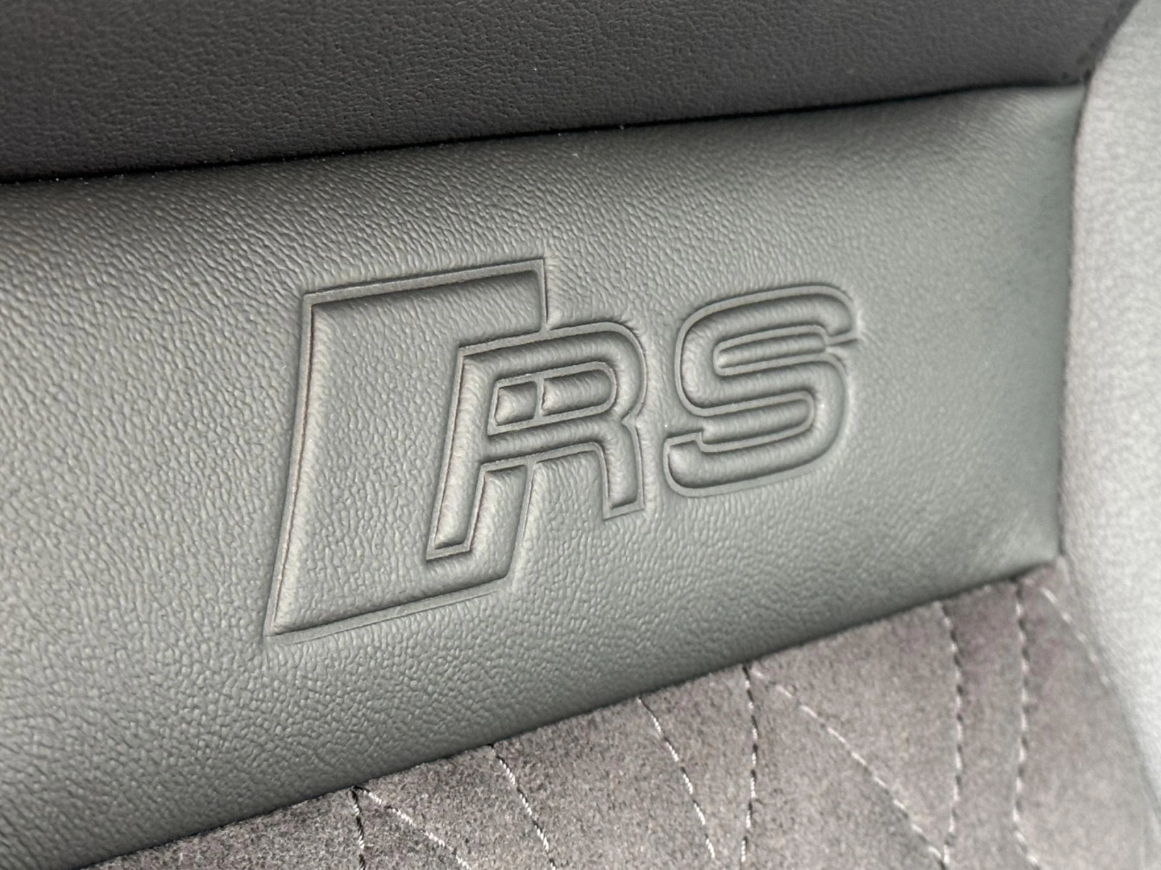 Audi RS 3 – 2.5TFSi 294kW Quattro, Matrix
