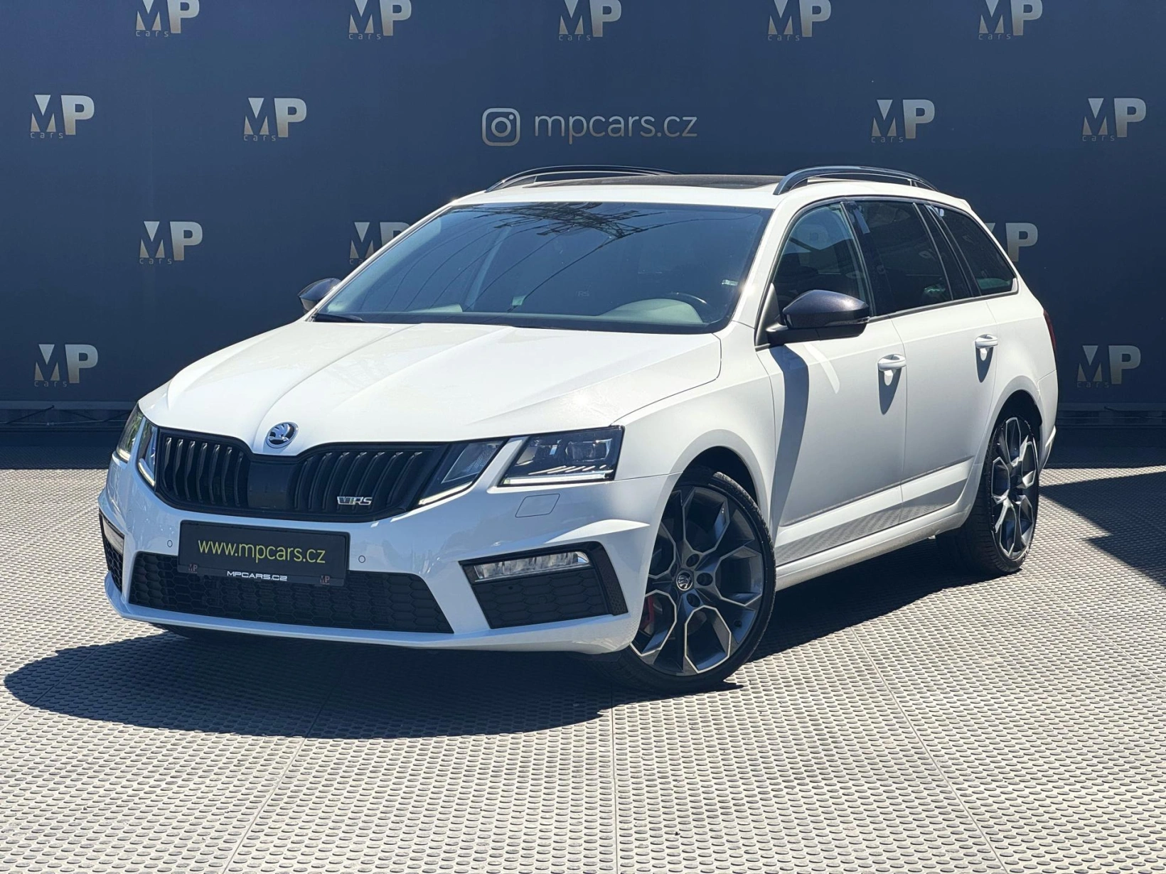 Škoda Octavia – III RS230 2.0TSi MAN, Kessy