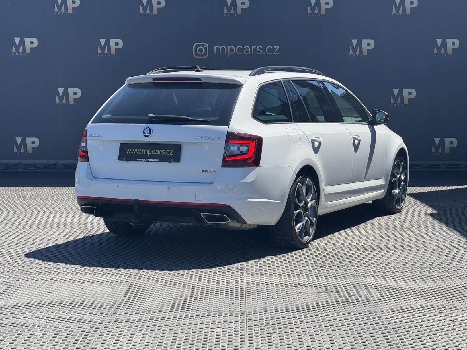Škoda Octavia – III RS230 2.0TSi MAN, Kessy