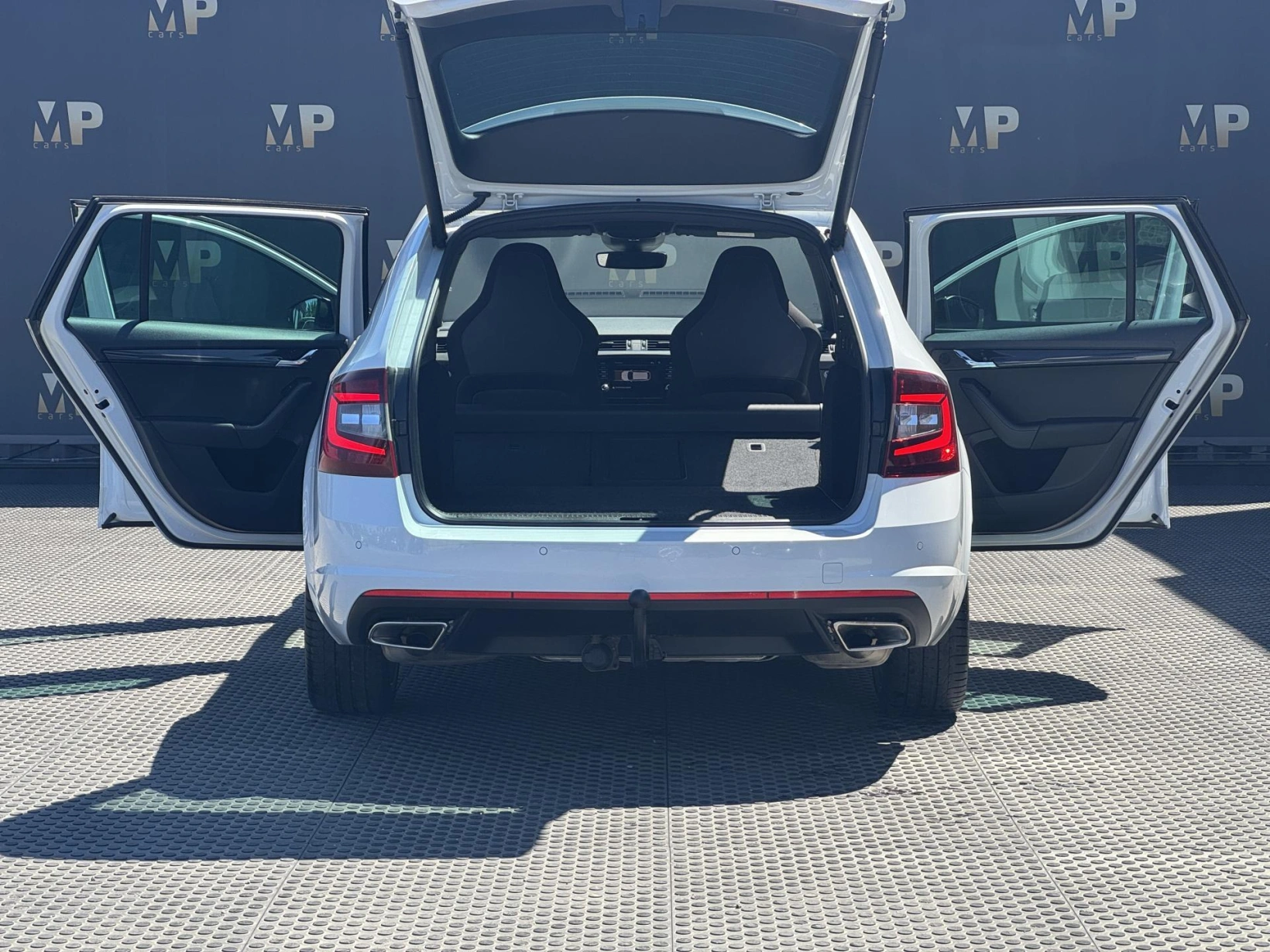 Škoda Octavia – III RS230 2.0TSi MAN, Kessy
