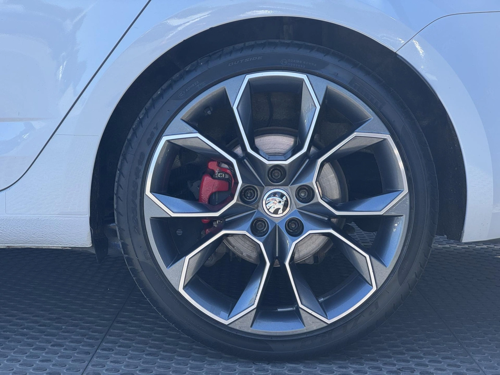 Škoda Octavia – III RS230 2.0TSi MAN, Kessy