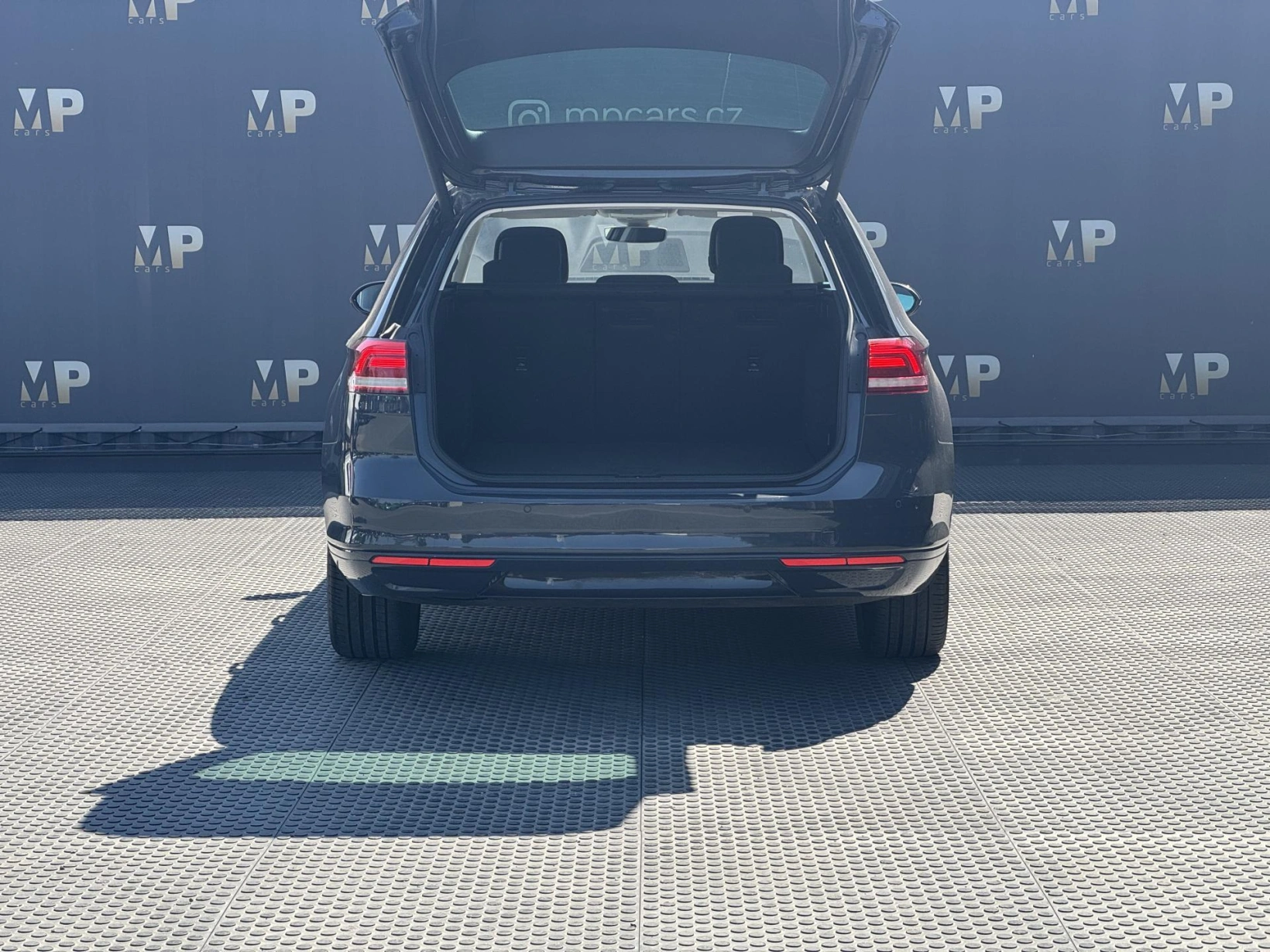 Volkswagen Passat – B8 2.0TDi DSG Comfort+,el.kufr