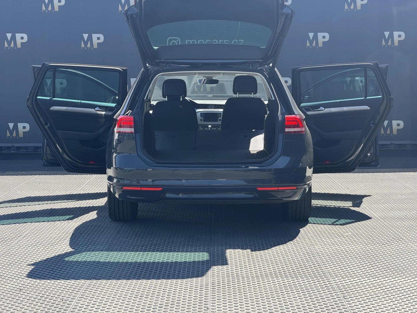 Volkswagen Passat – B8 2.0TDi DSG Comfort+,el.kufr