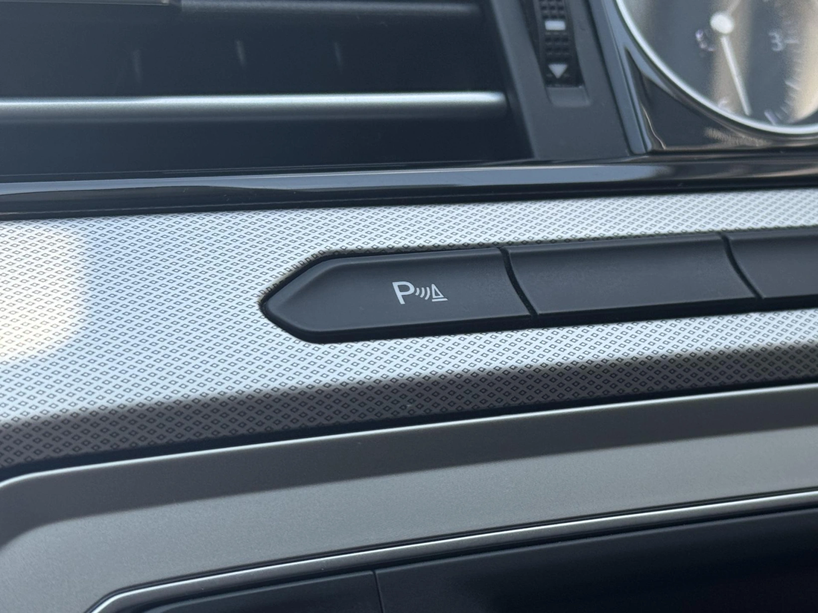 Volkswagen Passat – B8 2.0TDi DSG Comfort+,el.kufr