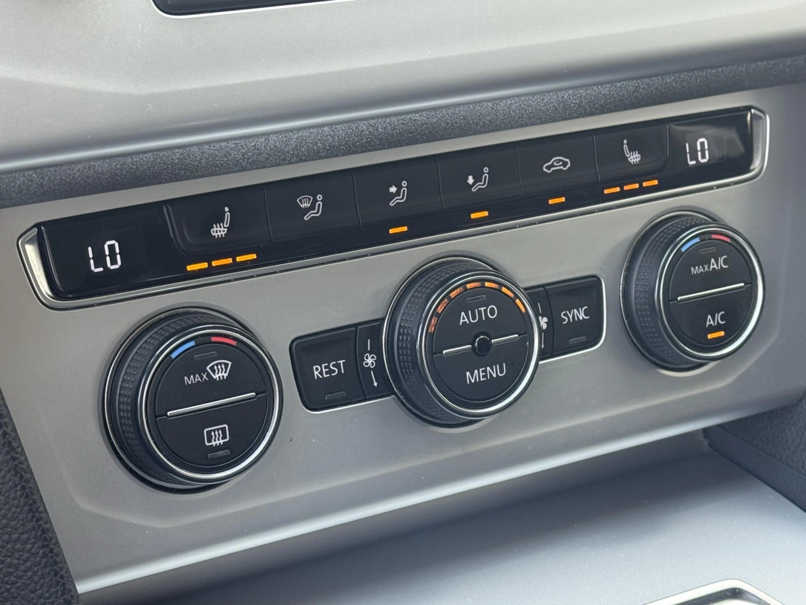 Volkswagen Passat – B8 2.0TDi DSG Comfort+,el.kufr