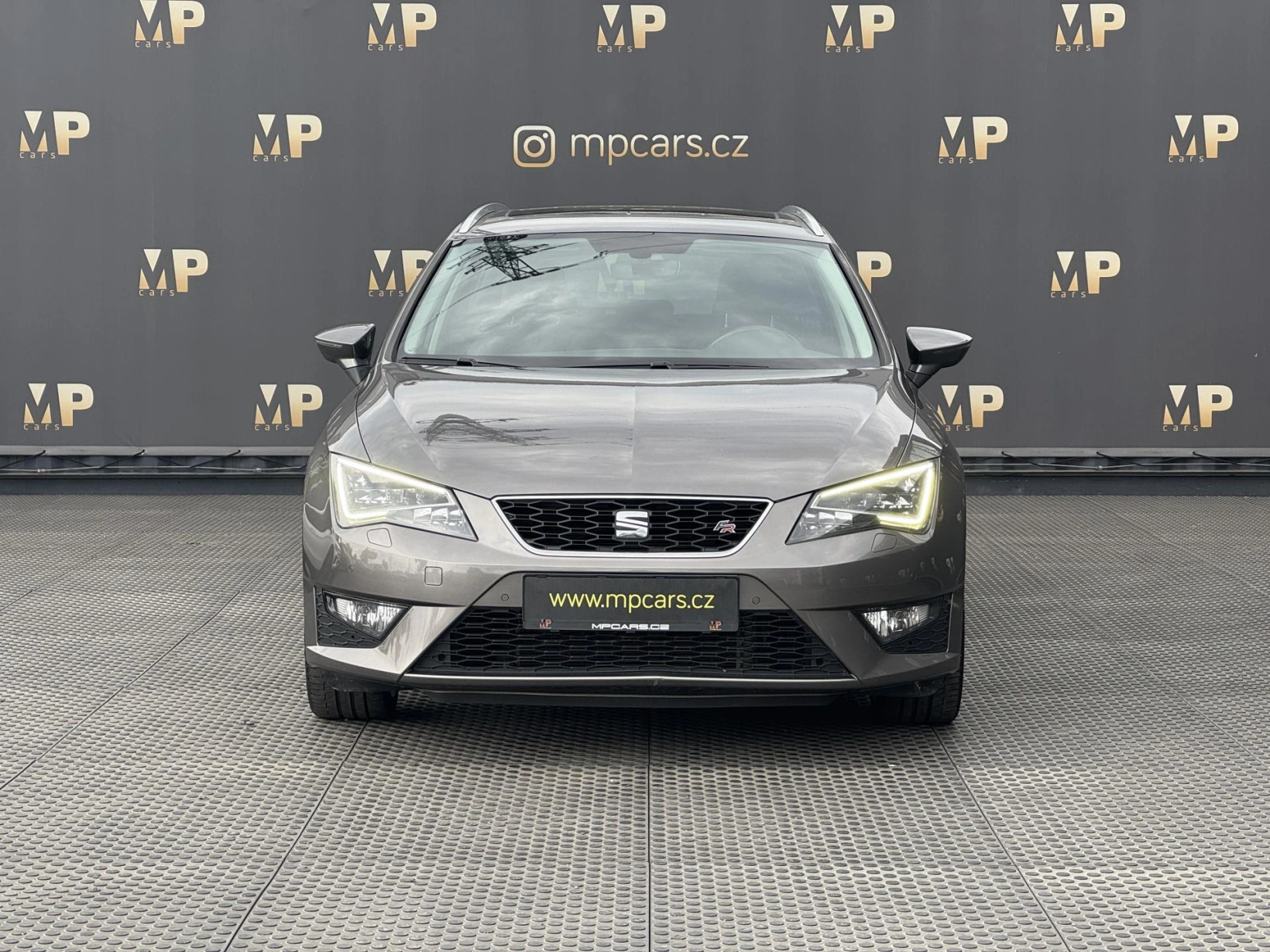Seat Leon – 1.4TSi 92kW MAN FR, PANO 1.Maj