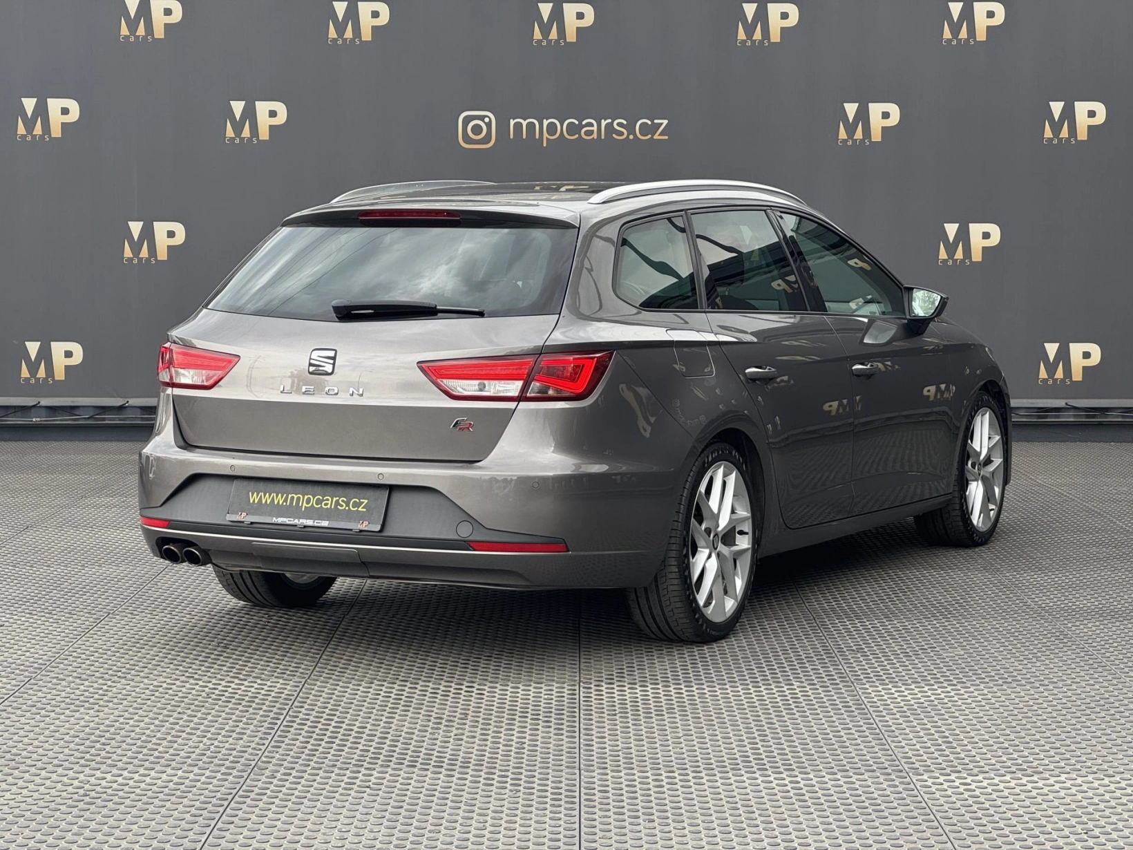 Seat Leon – 1.4TSi 92kW MAN FR, PANO 1.Maj