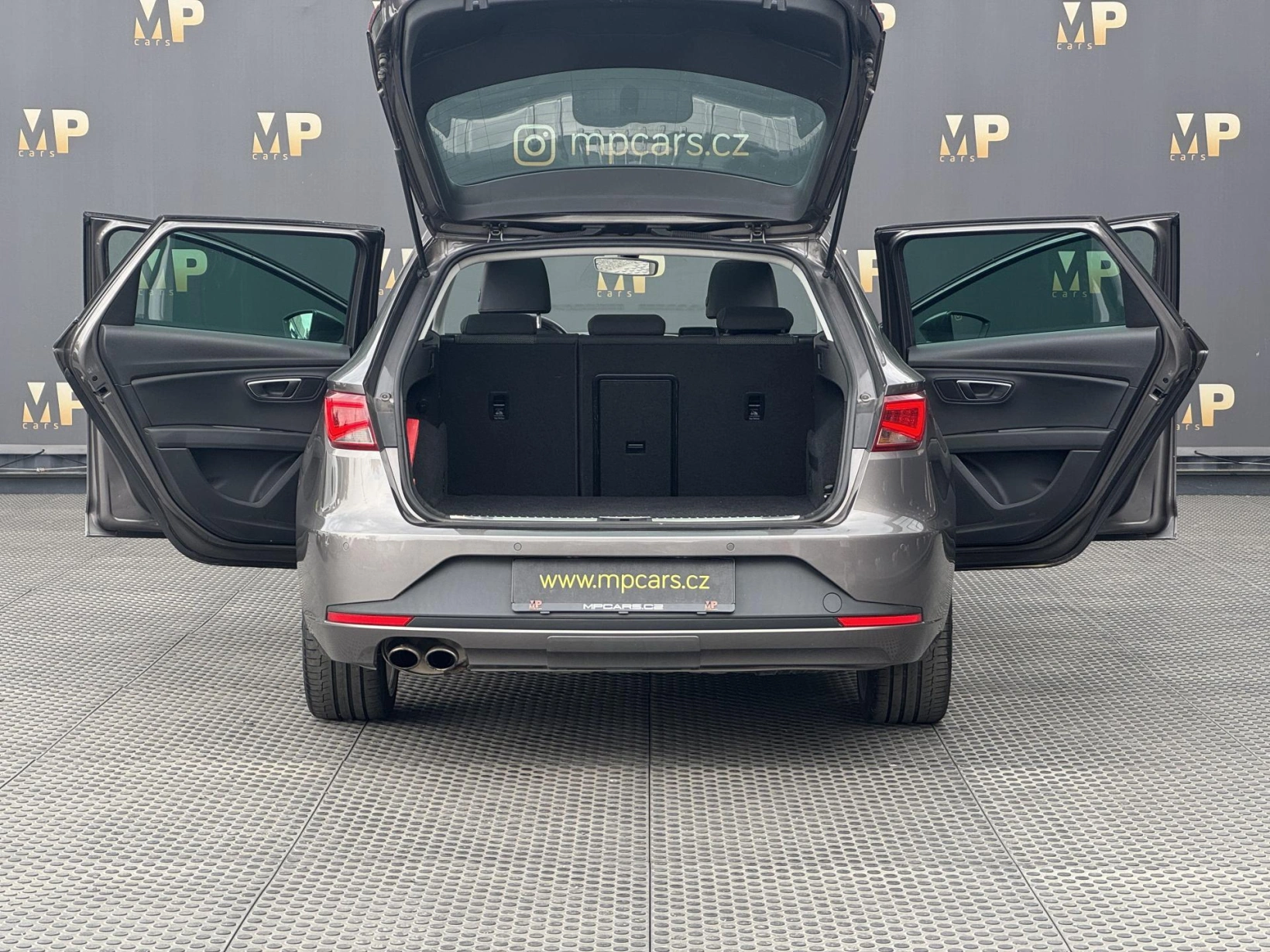 Seat Leon – 1.4TSi 92kW MAN FR, PANO 1.Maj