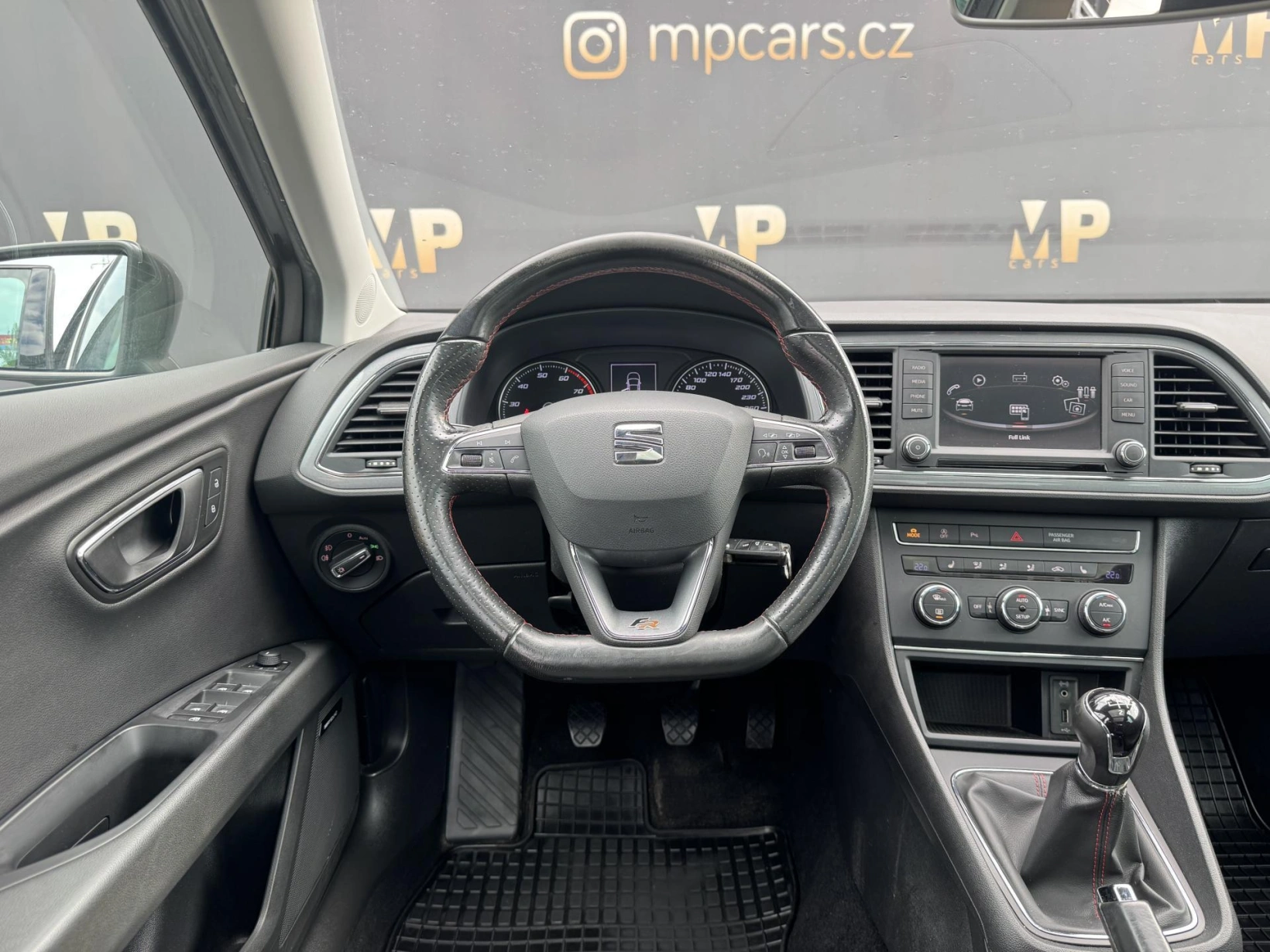 Seat Leon – 1.4TSi 92kW MAN FR, PANO 1.Maj