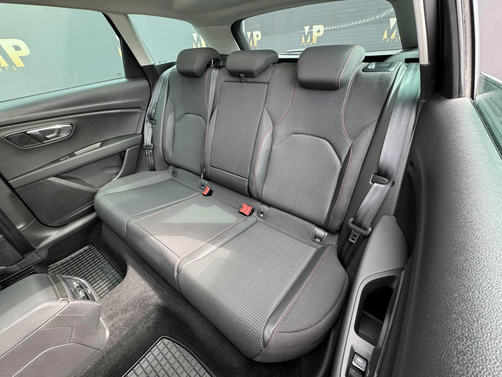 Seat Leon – 1.4TSi 92kW MAN FR, PANO 1.Maj