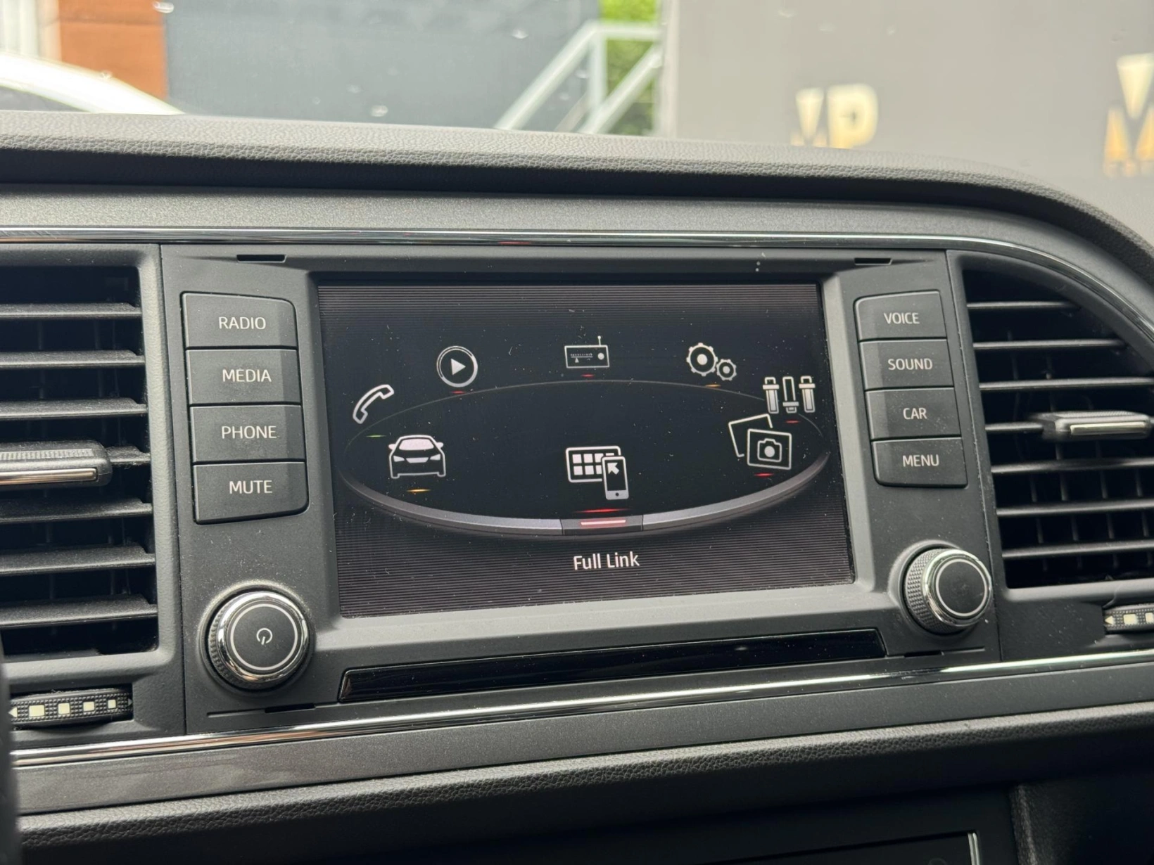 Seat Leon – 1.4TSi 92kW MAN FR, PANO 1.Maj